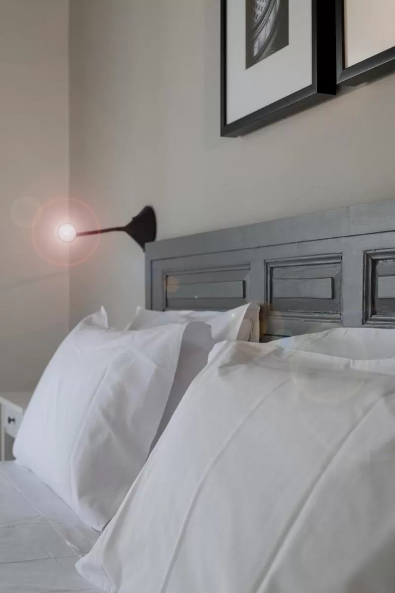 Bed in Chapter 5 Hotel