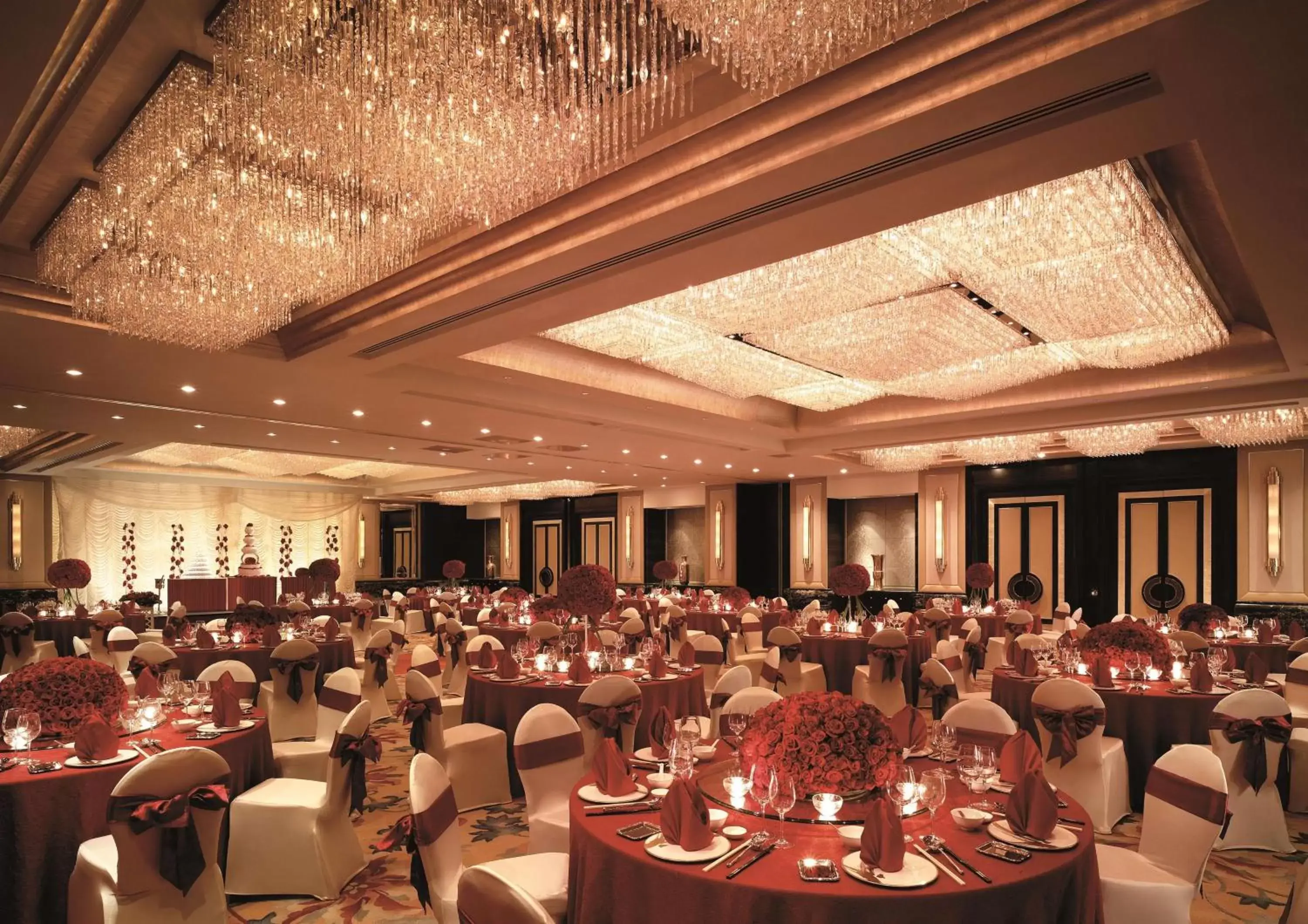 On site, Banquet Facilities in Shangri-La Ningbo - The Three Rivers Intersection