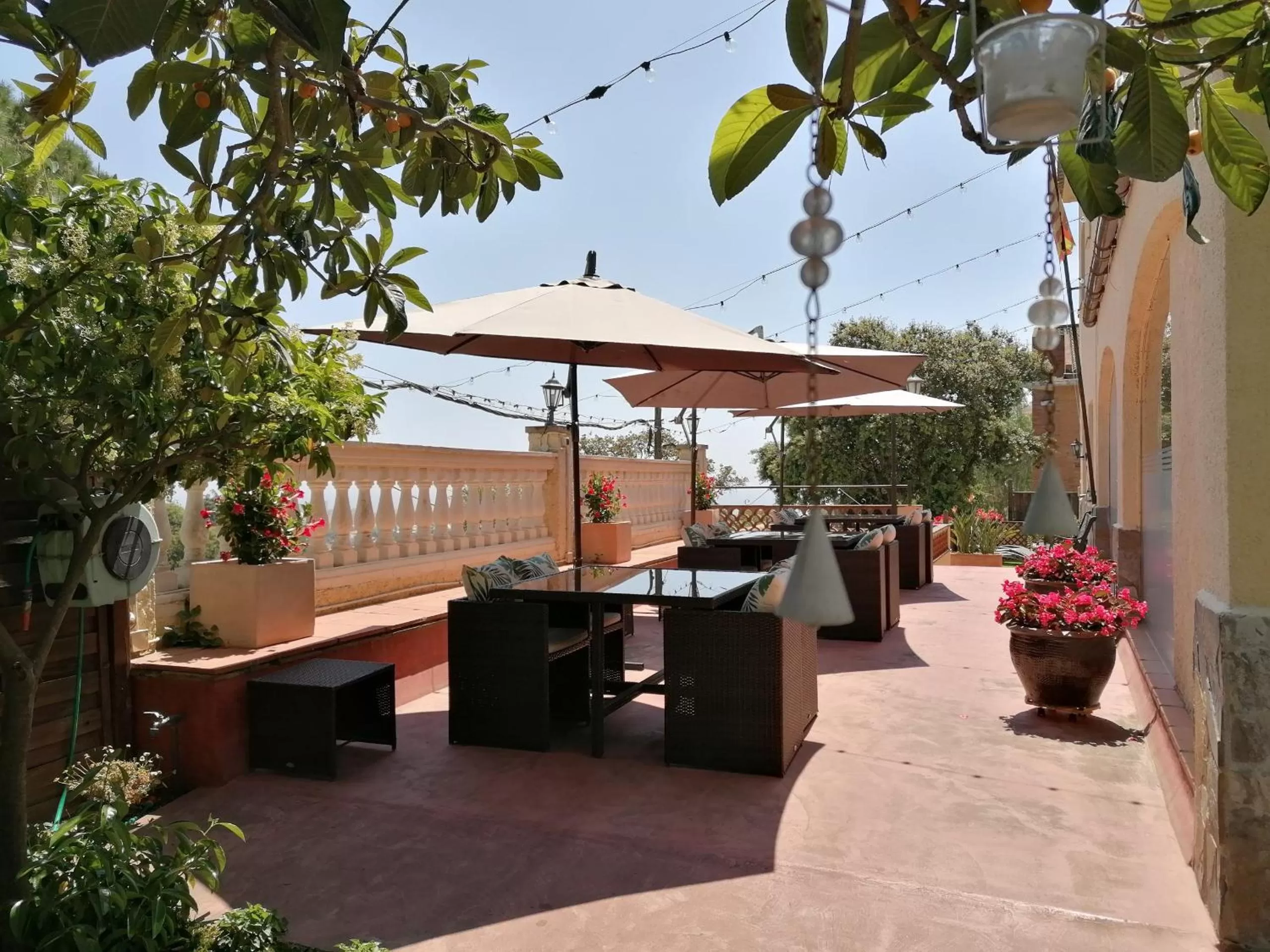 Patio, BBQ Facilities in Cal Music B&B