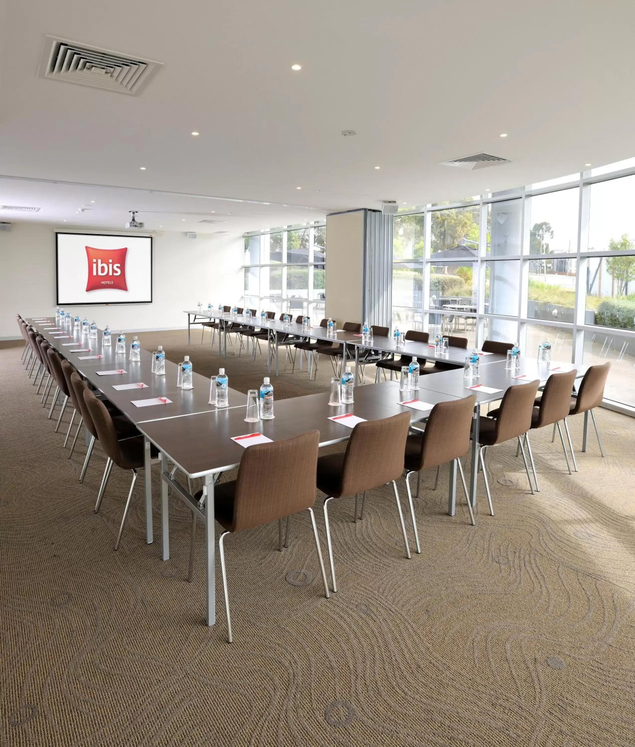 Business facilities in ibis Melbourne - Glen Waverley