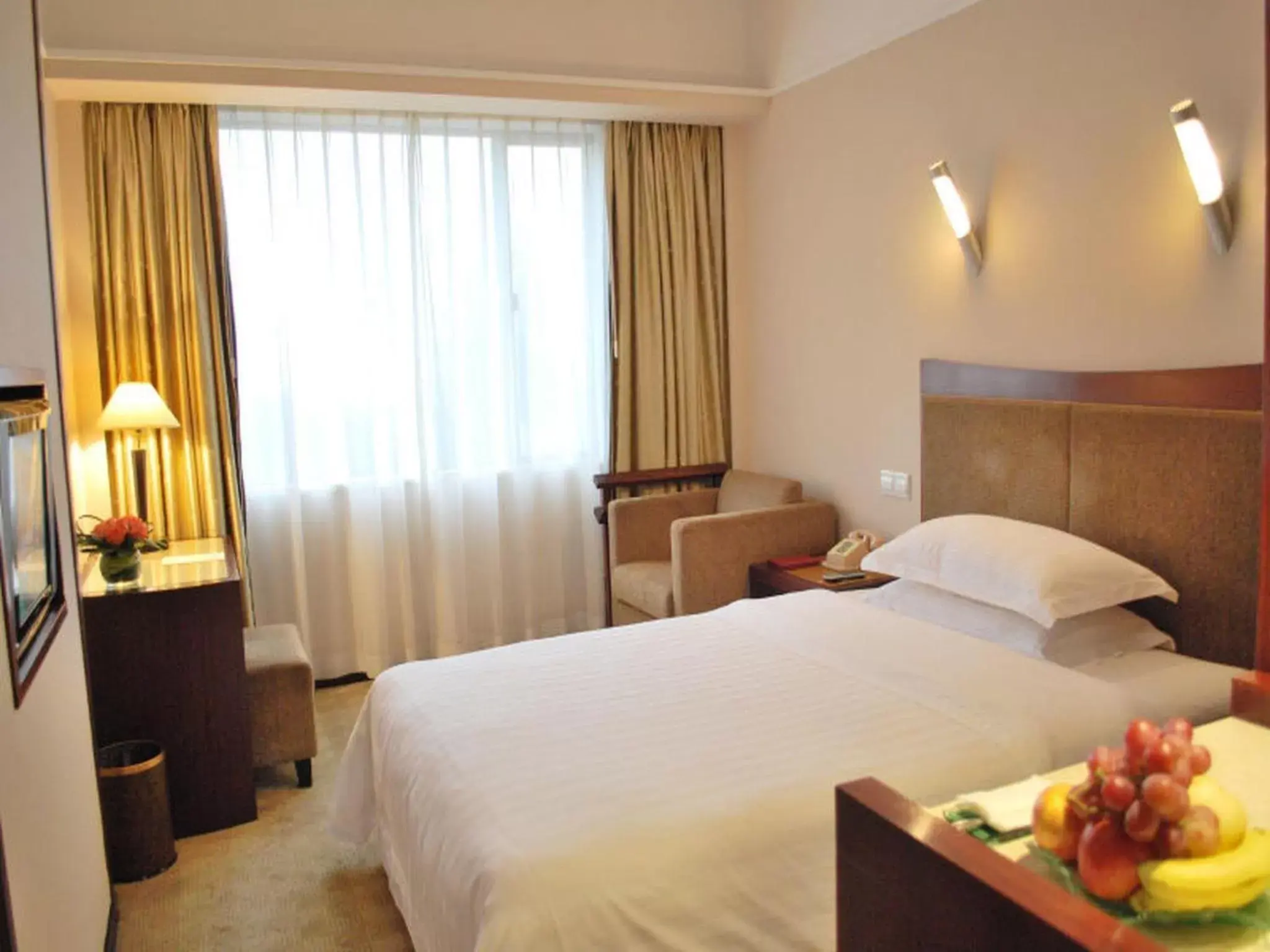 Bed in Zhongshan International Hotel