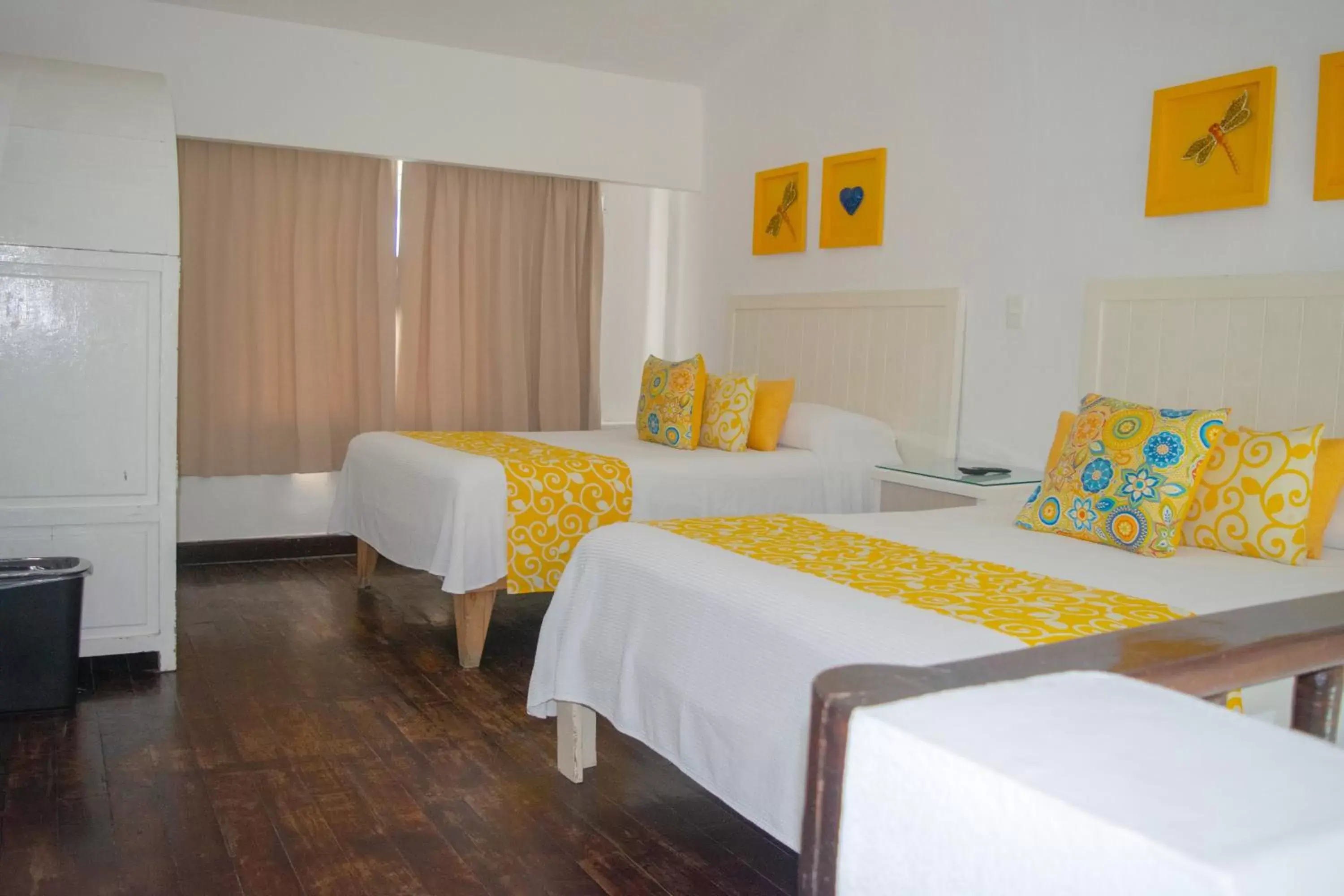 Bedroom, Bed in BSEA Cancun Plaza Hotel
