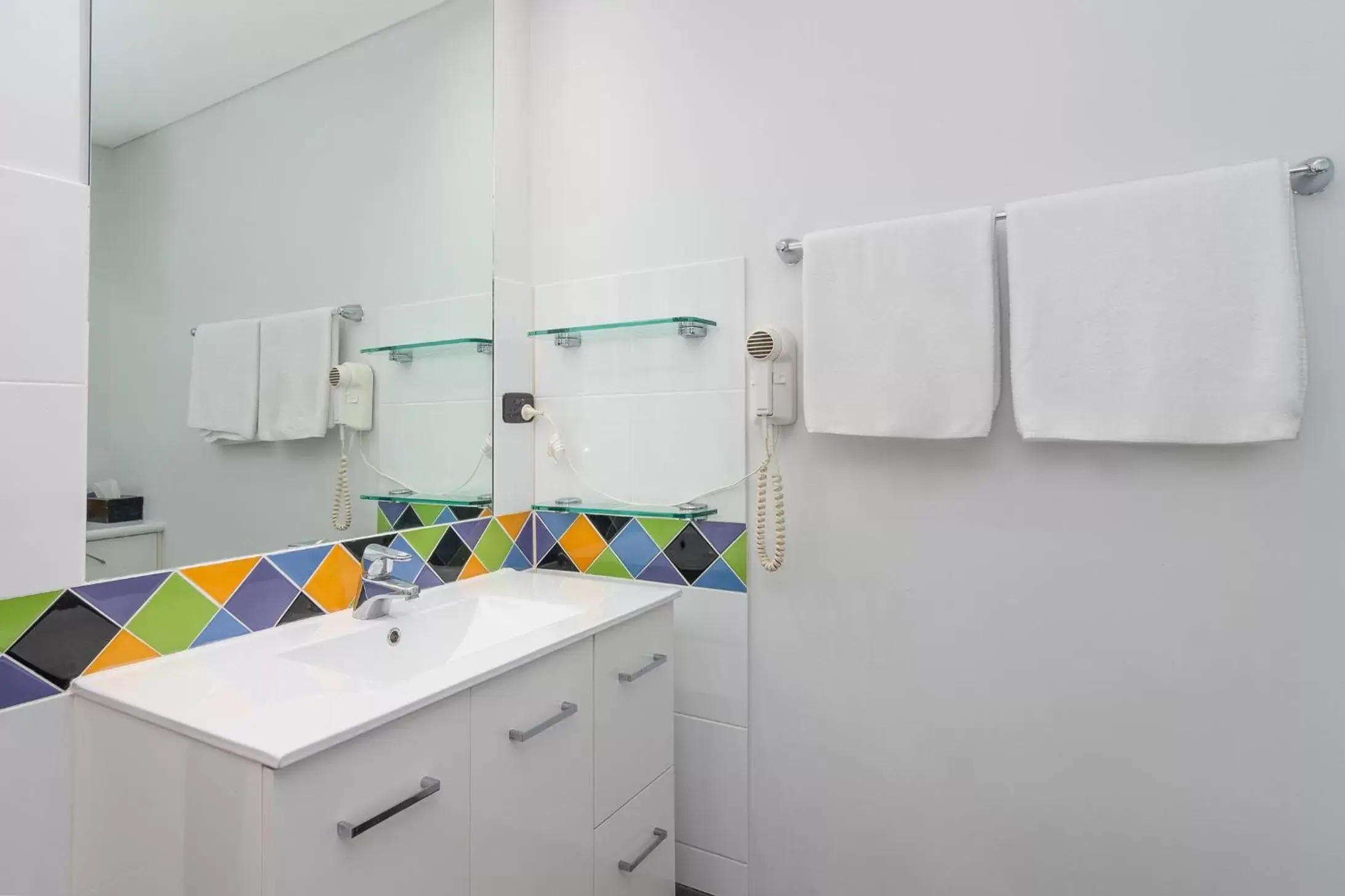 Bathroom in Dreamcatcher Beach-Side Apartments