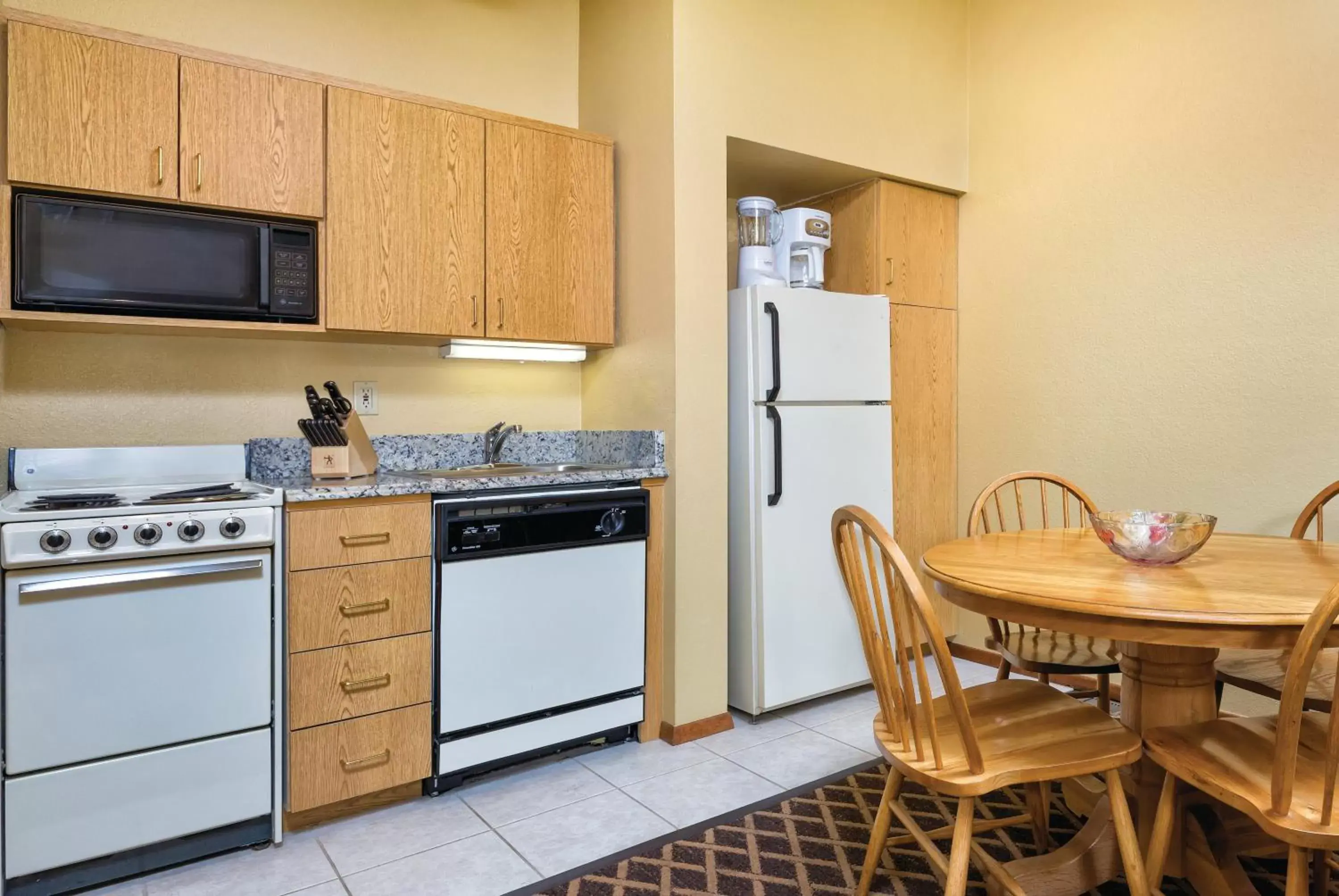 Photo of the whole room, Kitchen/Kitchenette in Club Wyndham Pagosa