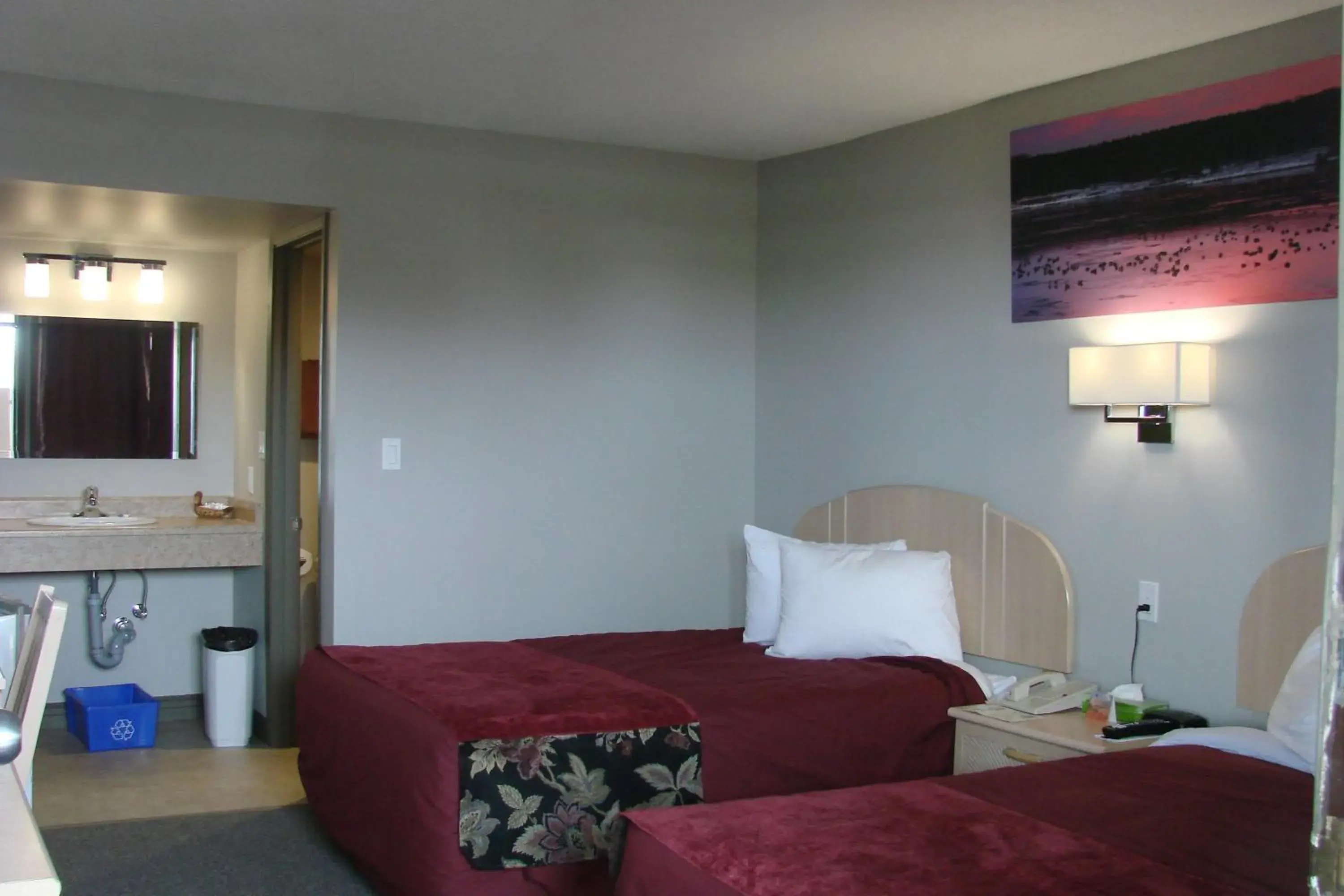 Bedroom in Greenhead Motel & Restaurant
