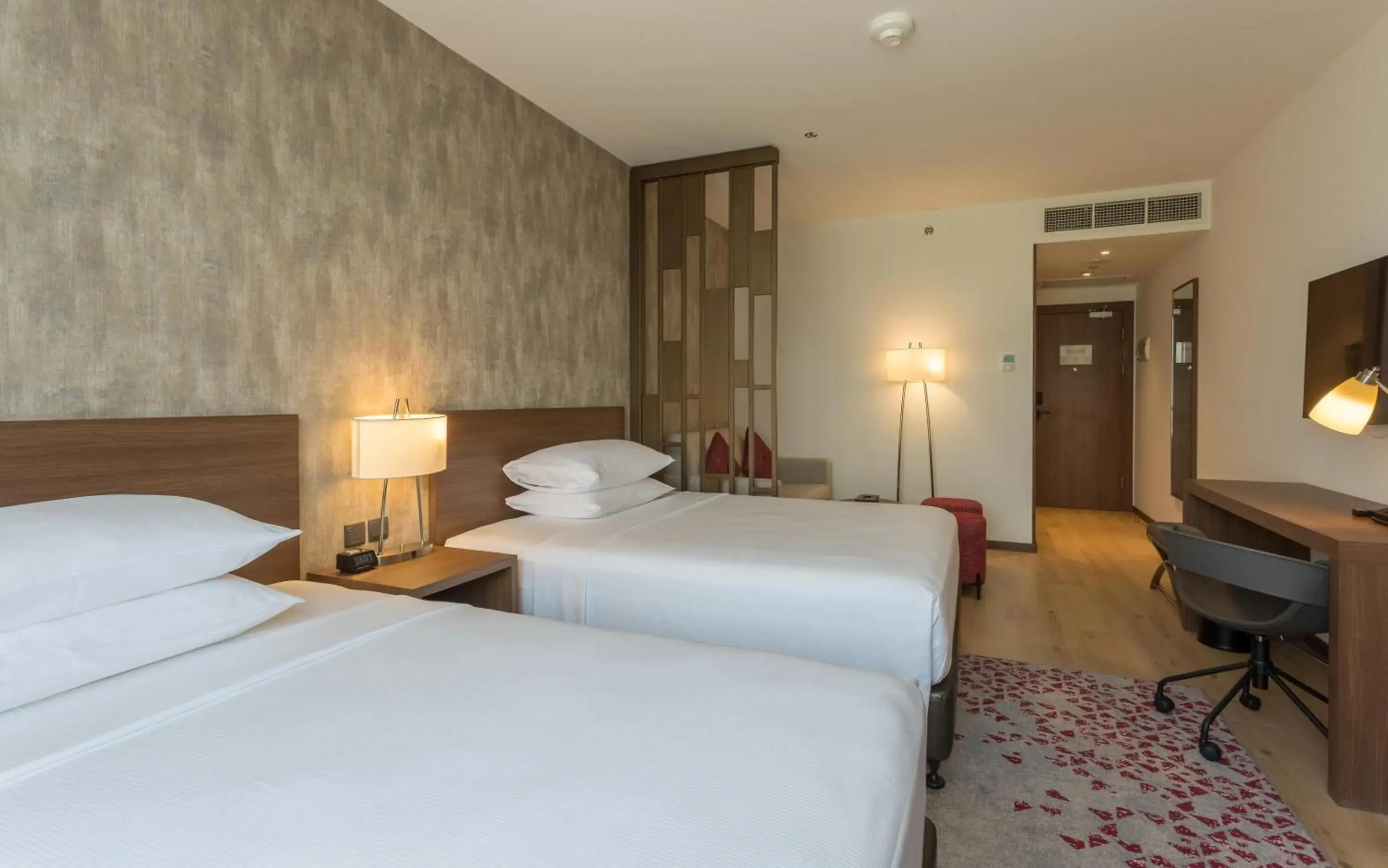 Photo of the whole room, Bed in Comfort Hotel Jeddah King Road