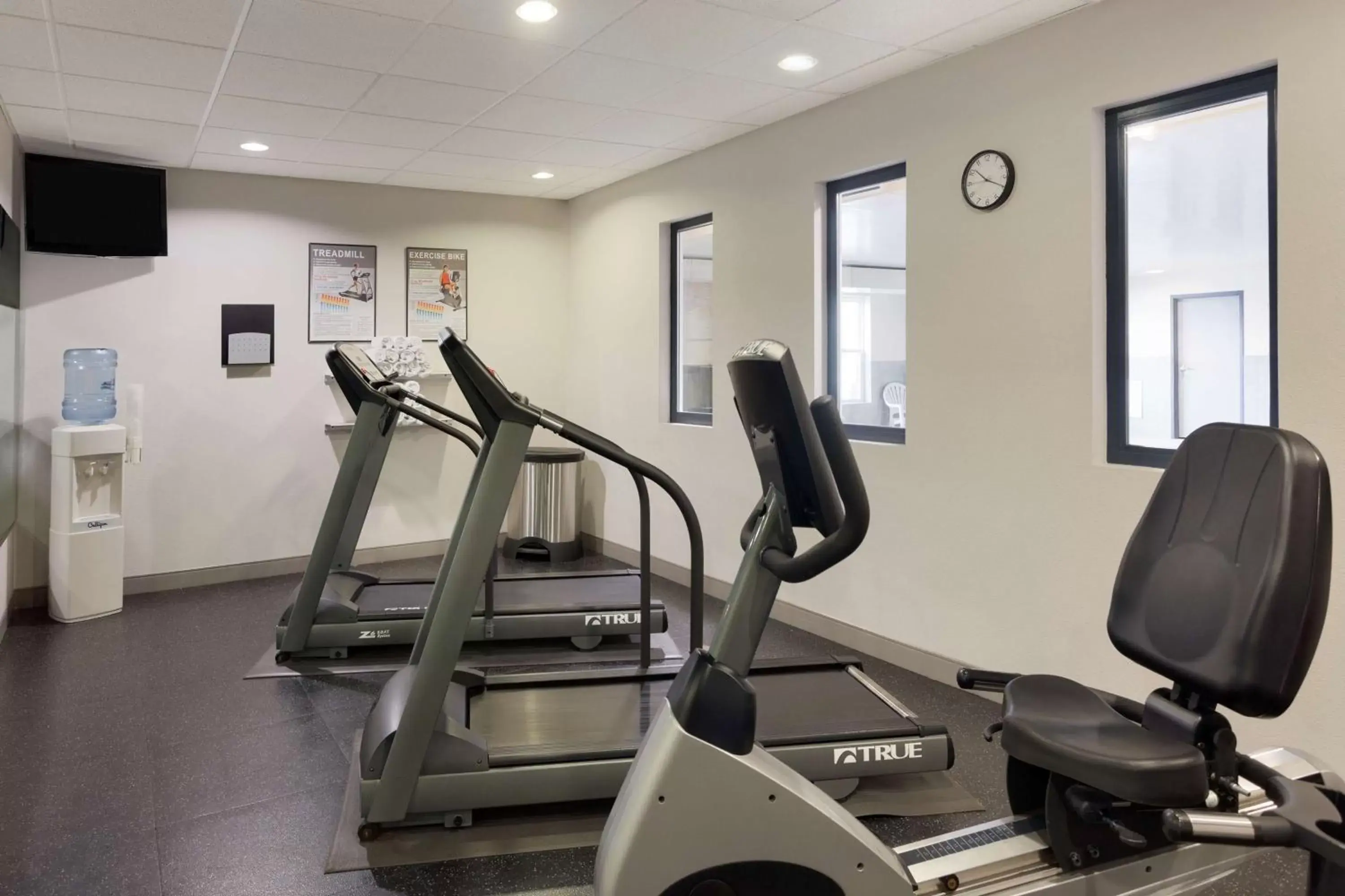 Activities, Fitness Center/Facilities in Country Inn & Suites by Radisson, Harrisonburg, VA