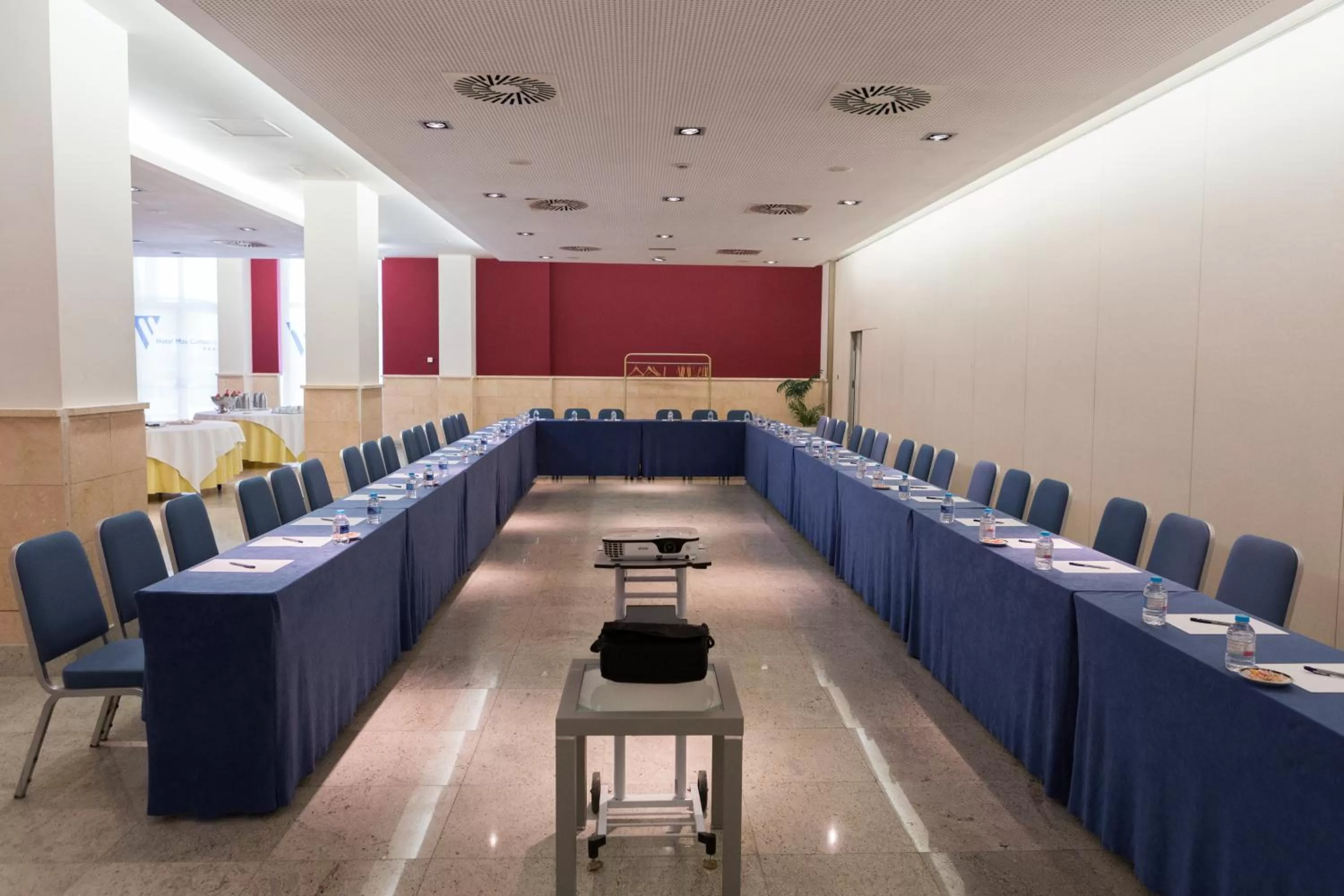 Business facilities in Hotel Mas Camarena