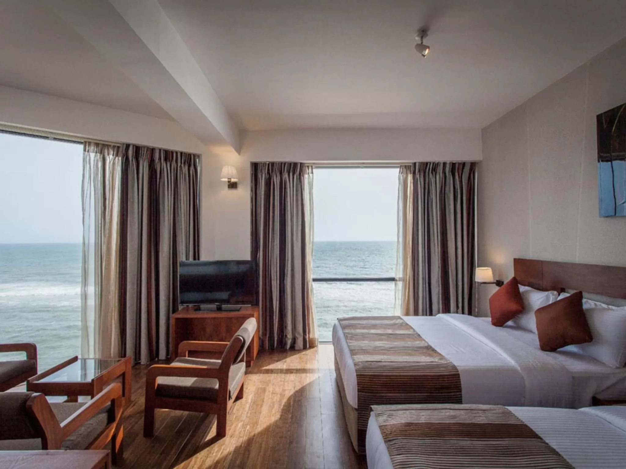 Photo of the whole room, Bed in The Ocean Colombo - Guaranteed Sea View Rooms