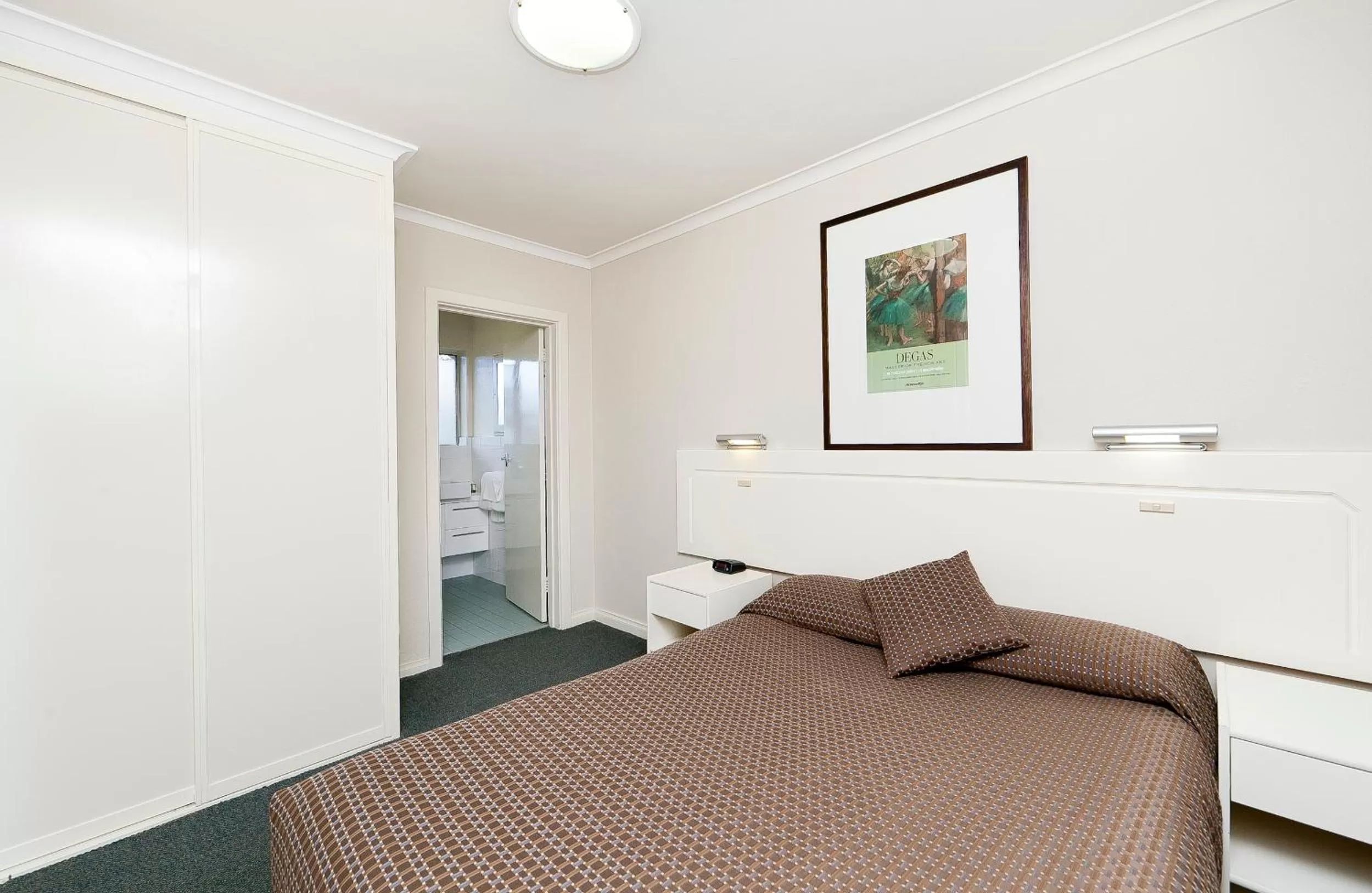 Bed in Forrest Hotel & Apartments