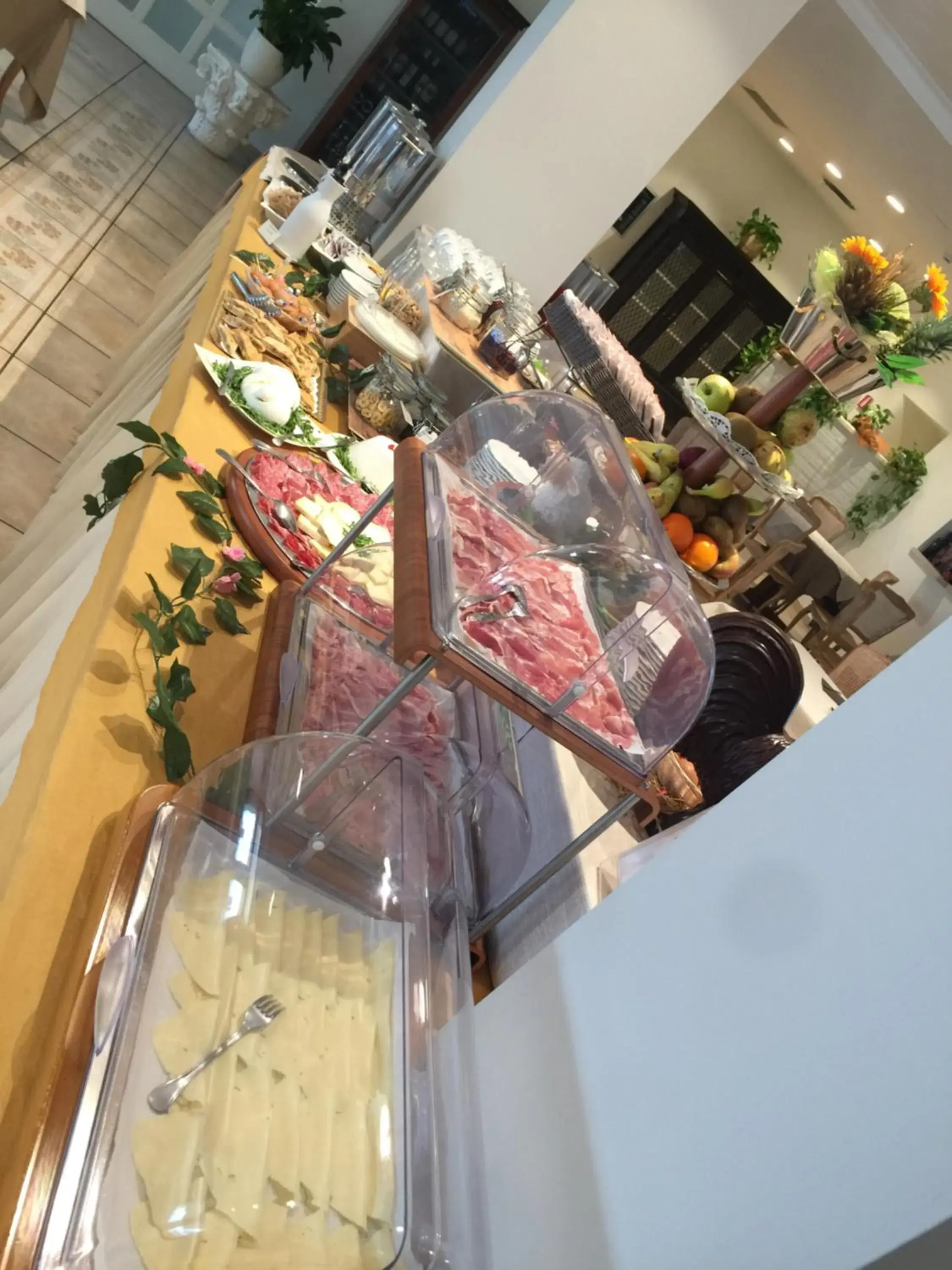 Breakfast in Baia D'Argento Breakfast in Baia D'Argento