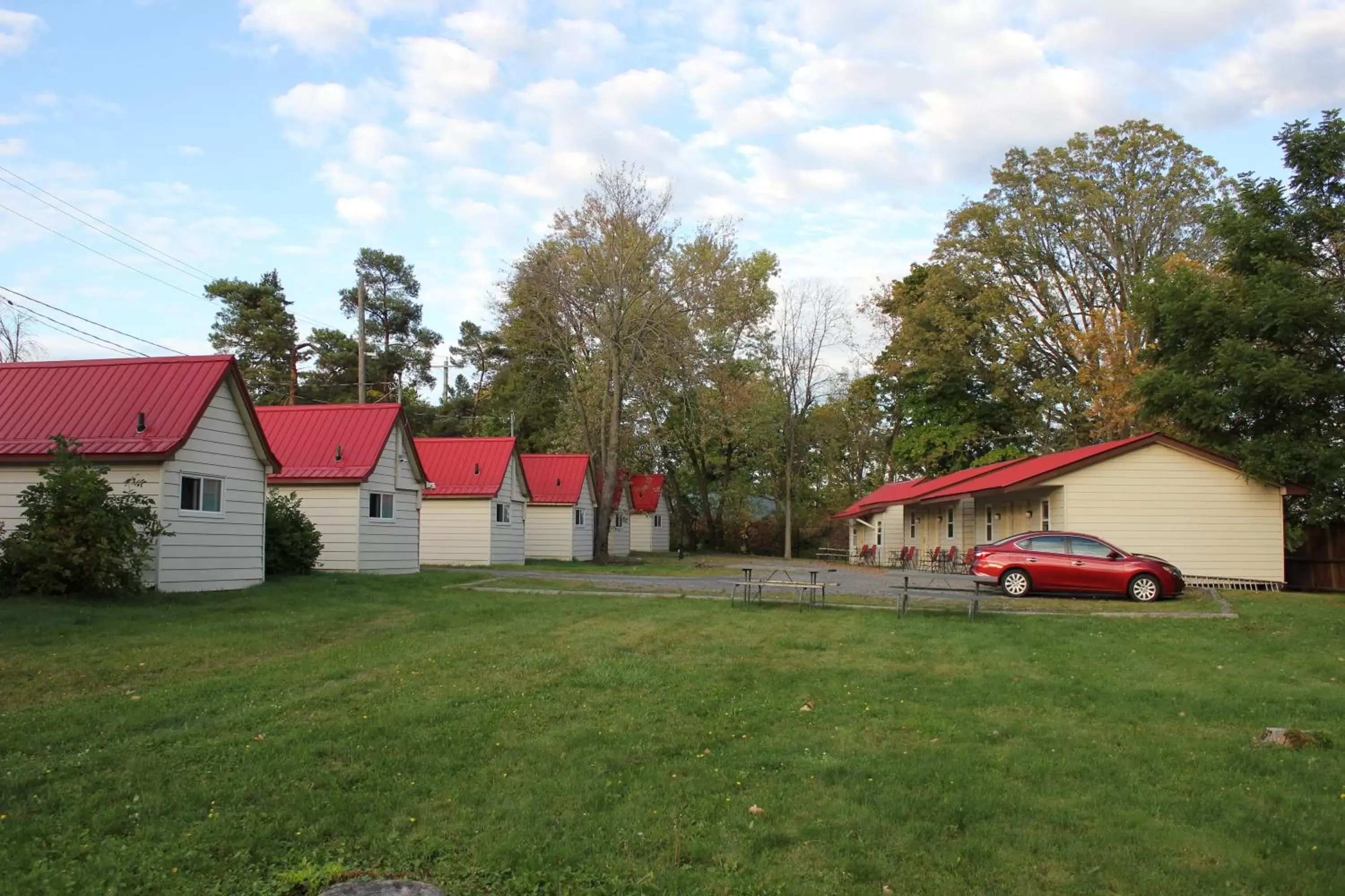 Deluxe Cottage - Non-Smoking in Imperial Inn 1000 Islands