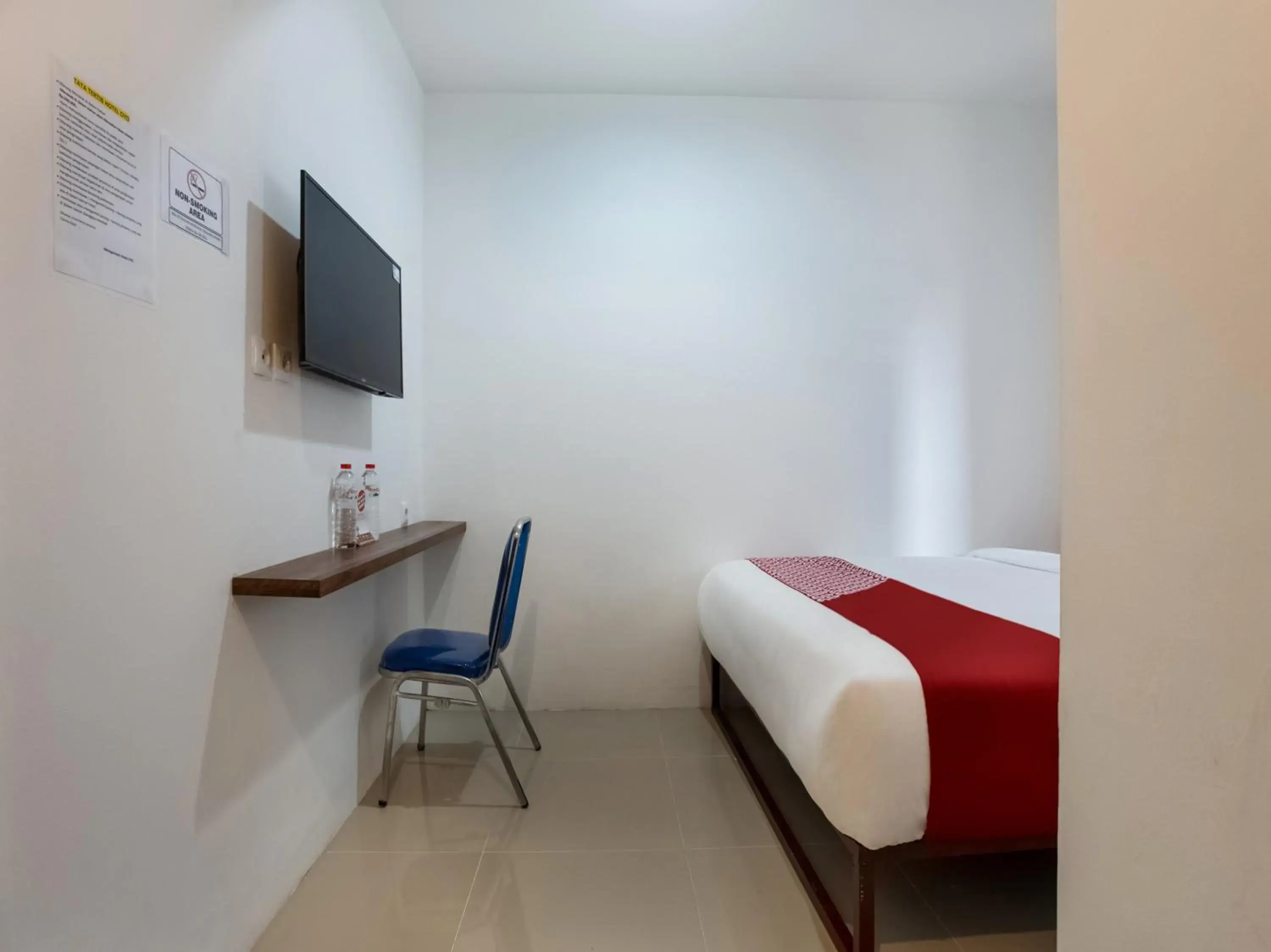 Bedroom, Bed in SUPER OYO 3463 Cimahi Guest House