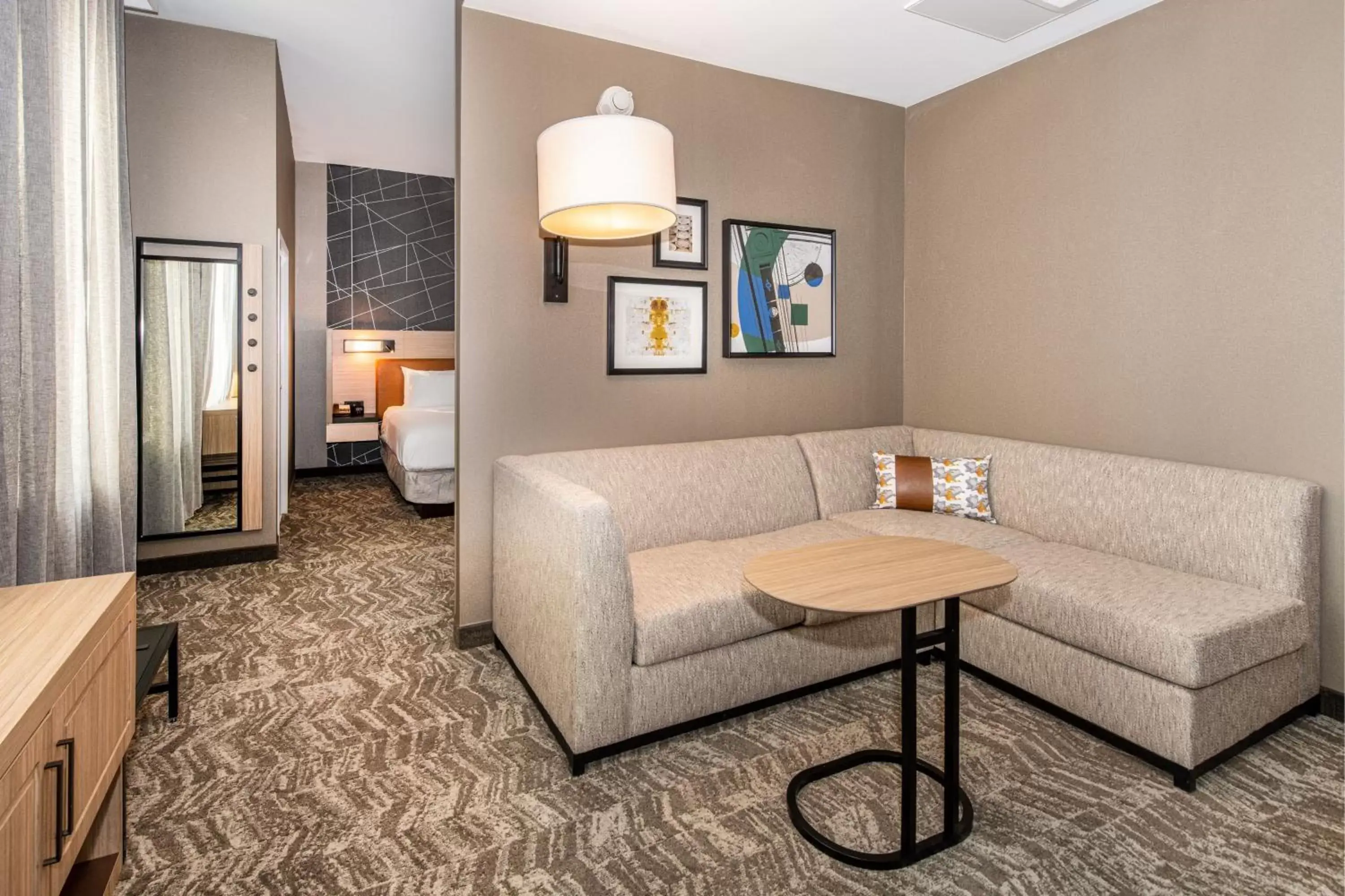 Bedroom, Seating Area in SpringHill Suites by Marriott Baltimore Downtown Convention Center Area