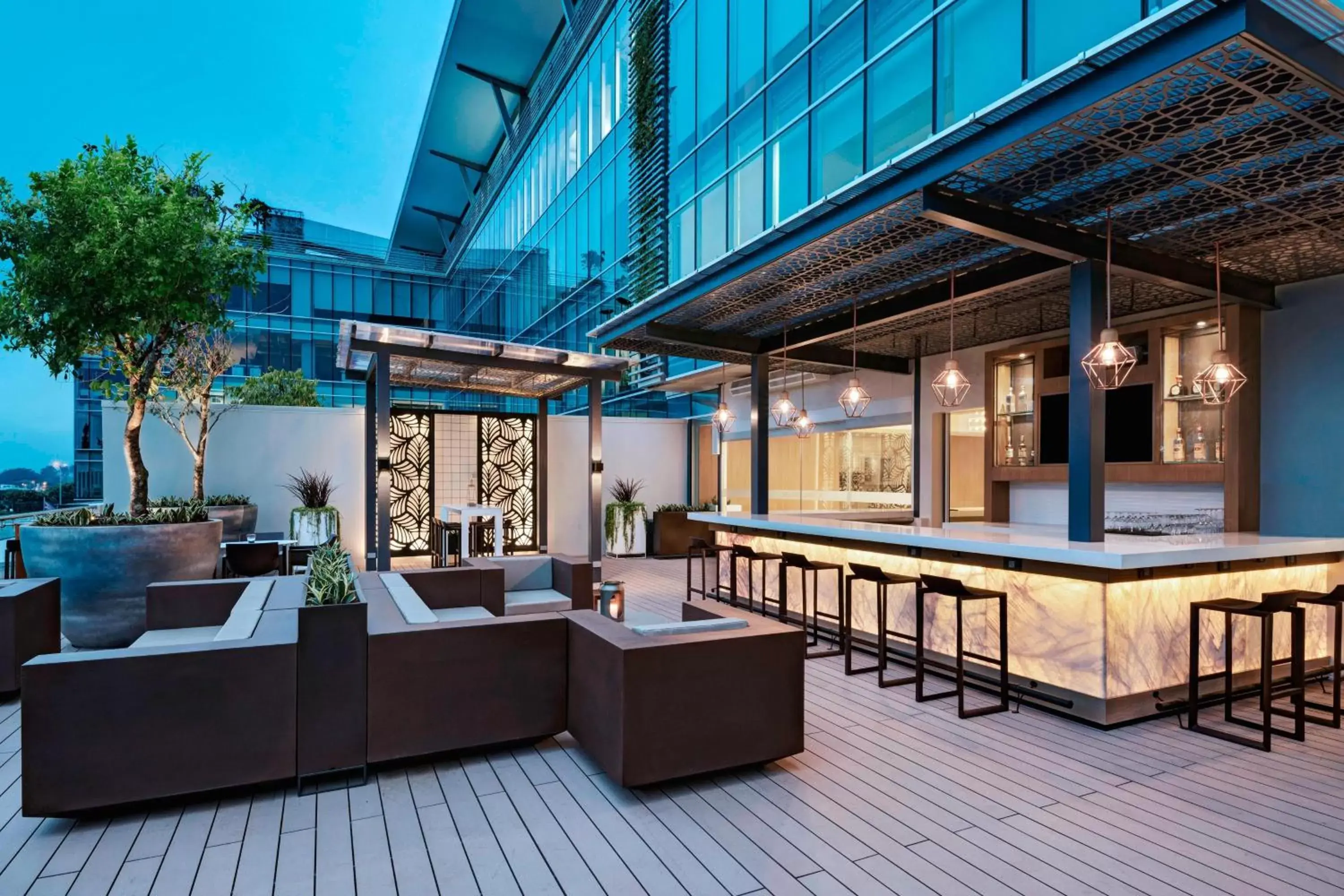 Lounge or bar in AC Hotel by Marriott San Jose Escazu