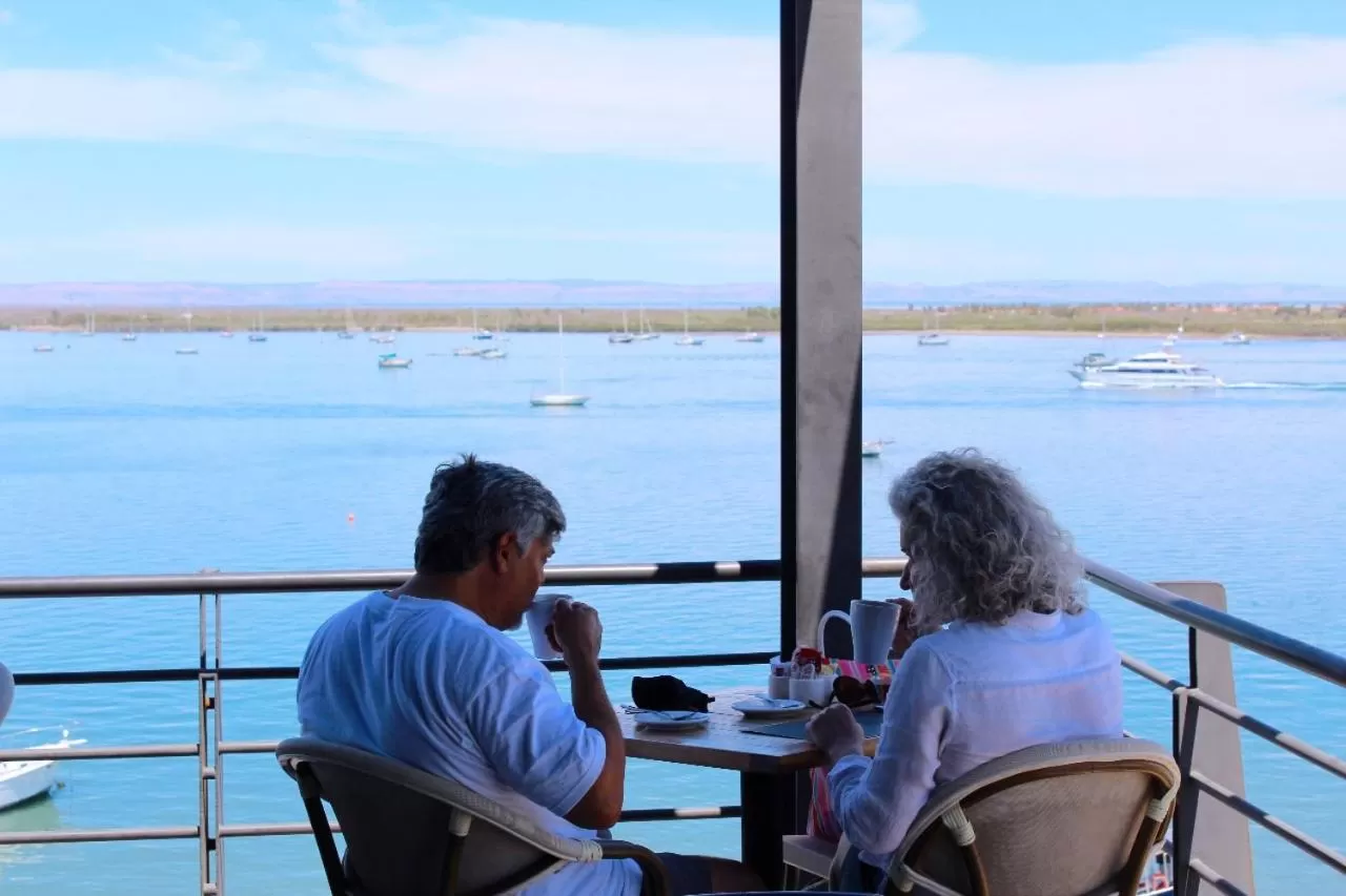 Restaurant/places to eat in Seven Crown La Paz Malecon