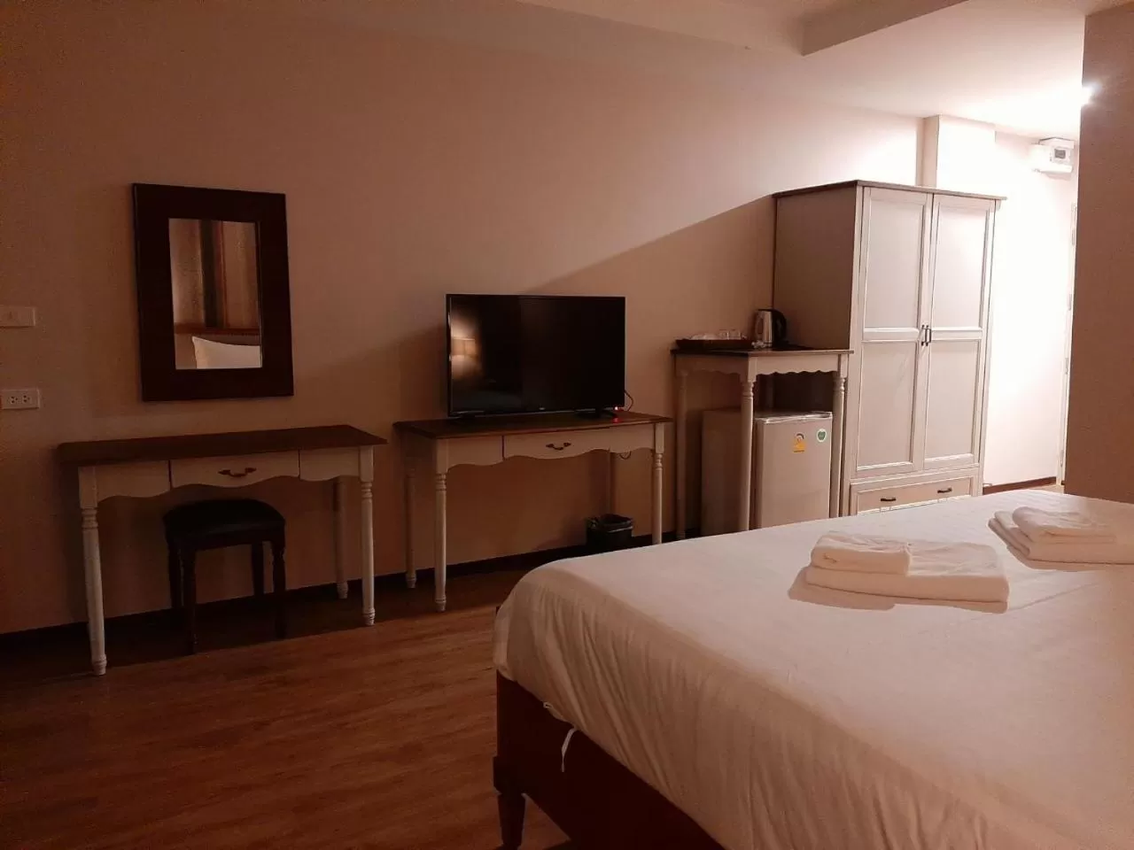 Photo of the whole room, TV/Entertainment Center in J.P.GRAND HOTEL