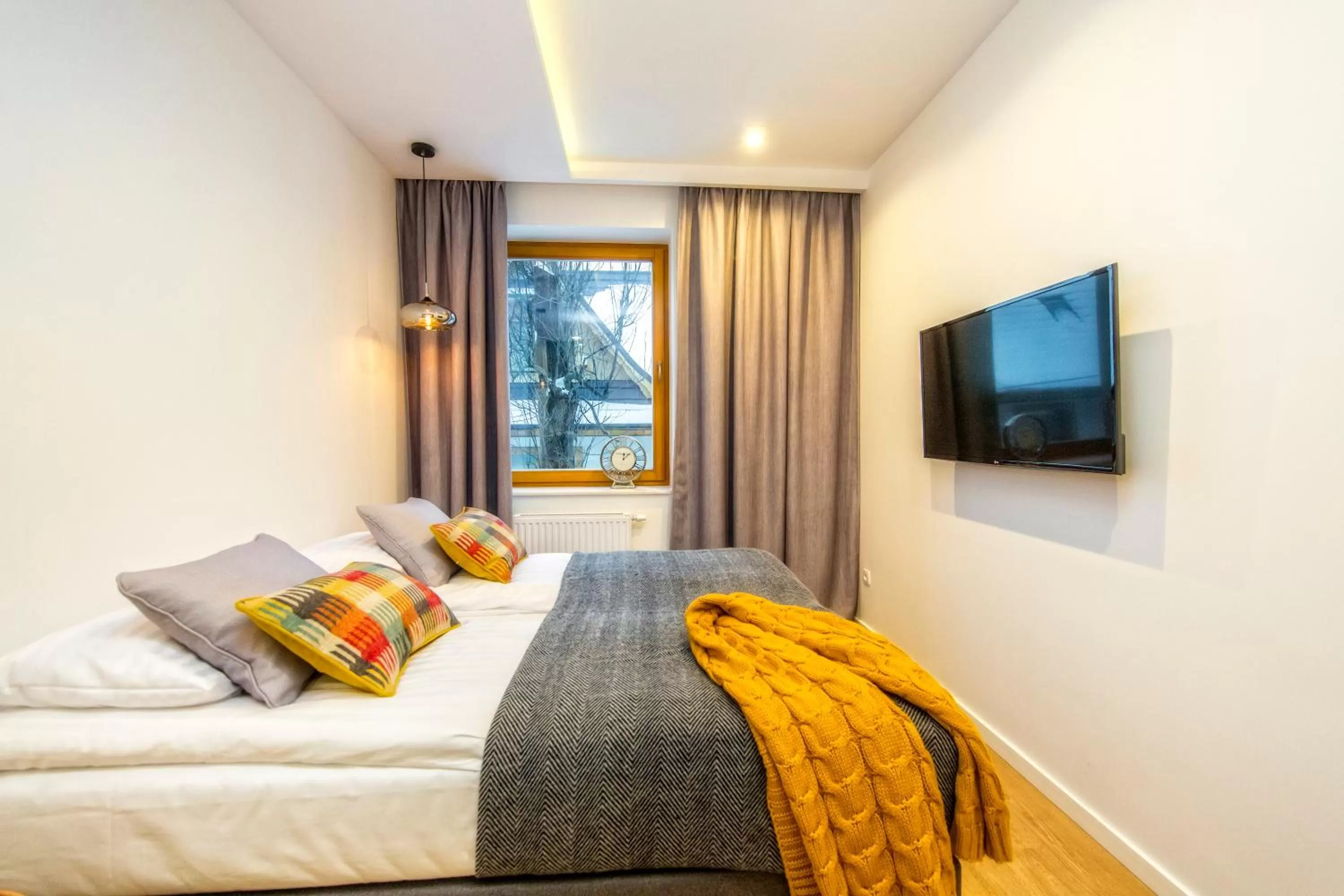 TV and multimedia, Bed in Aparthotel Giewont