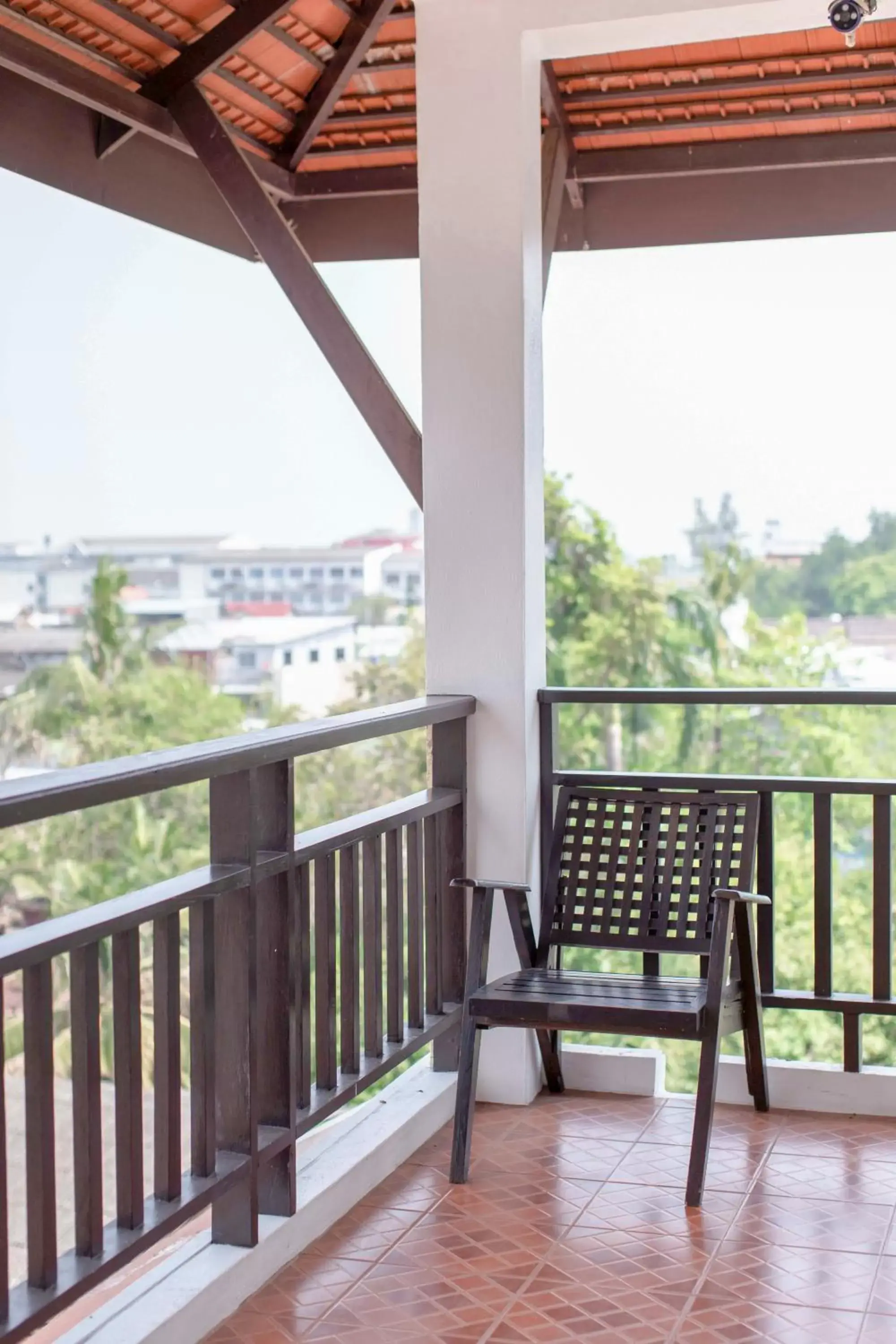 Balcony/Terrace in THEE Kashatharn by TH District