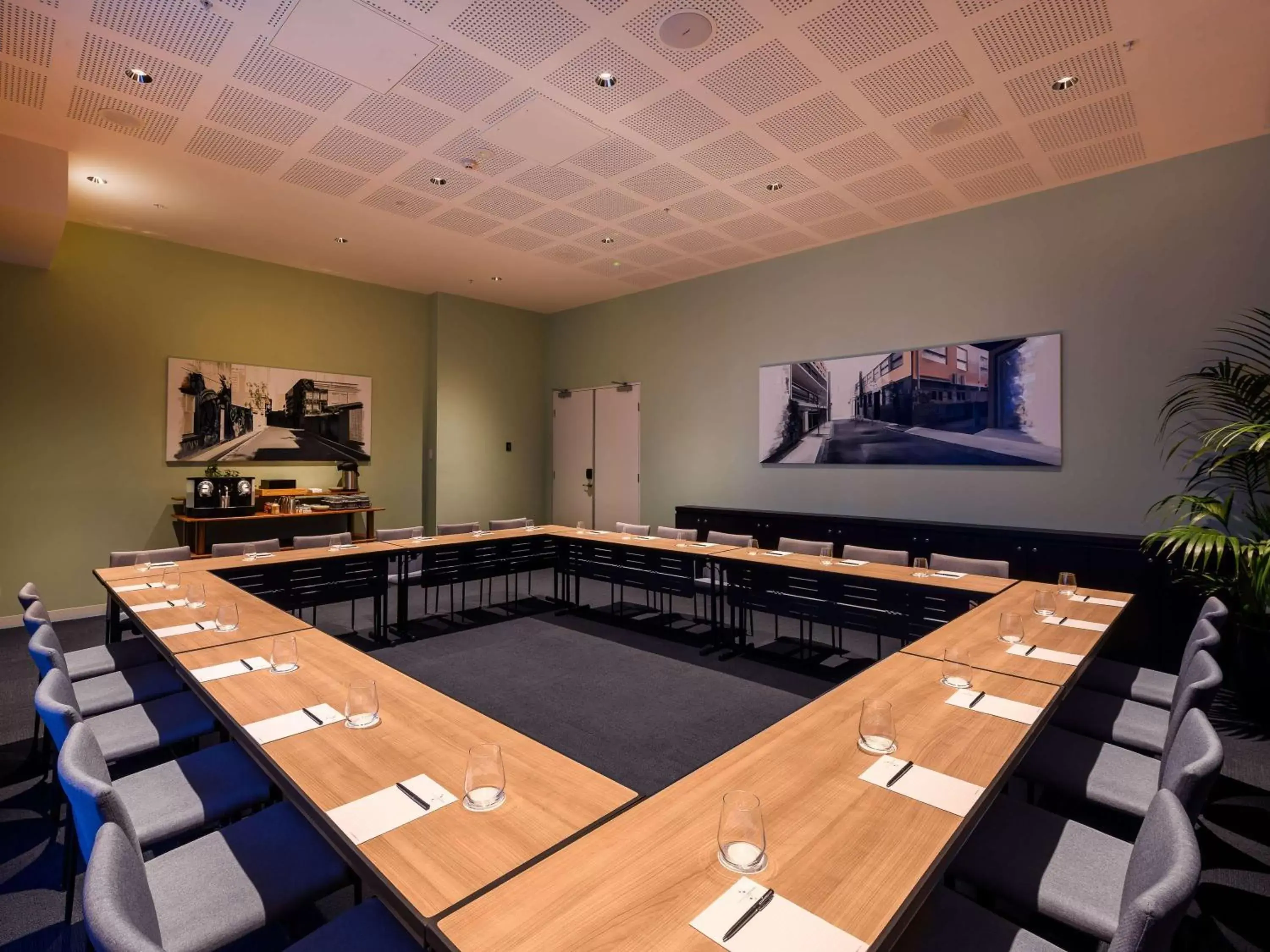 Meeting/conference room in Novotel Melbourne Central