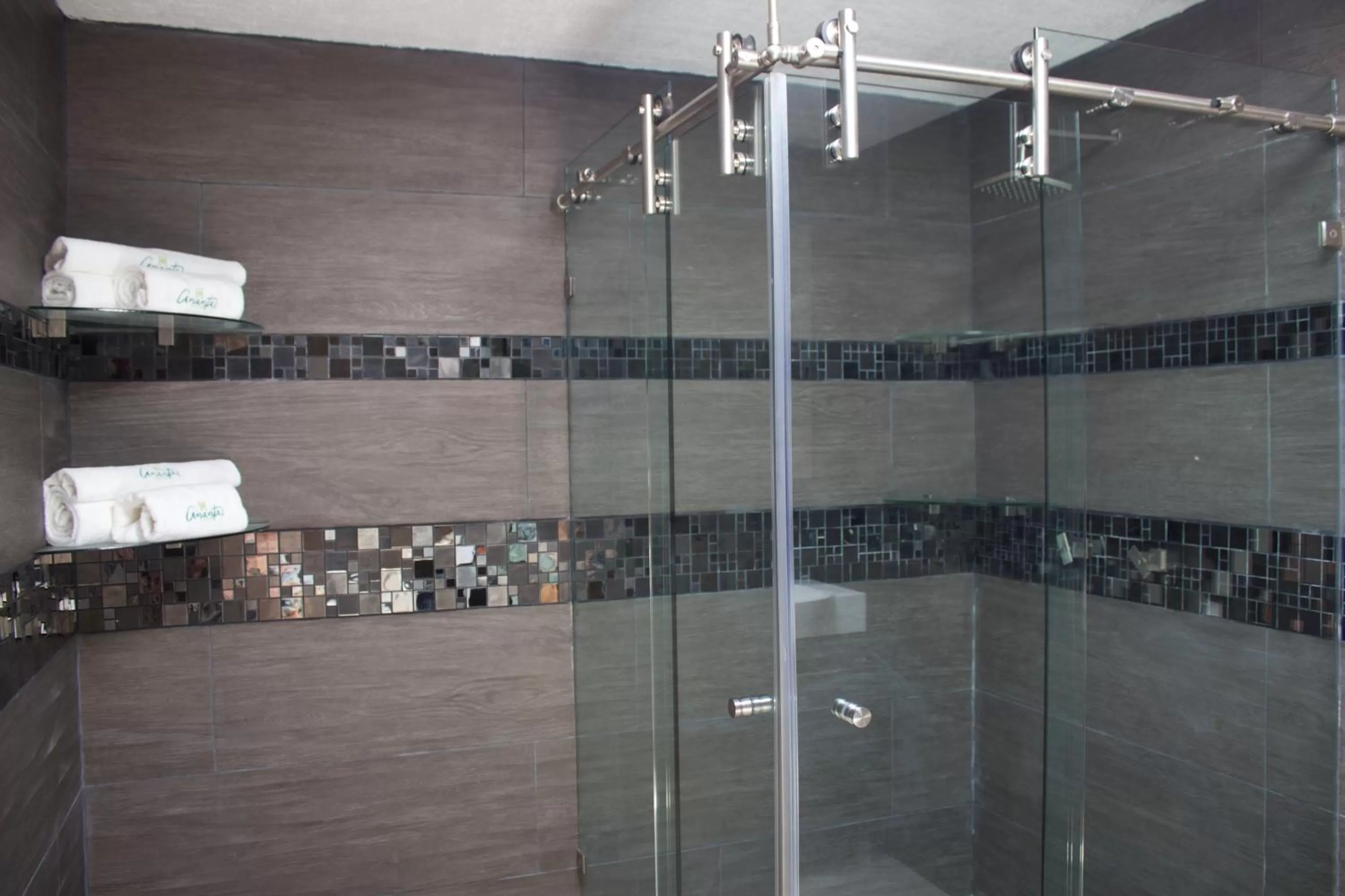 Bathroom in Ananta Hotel