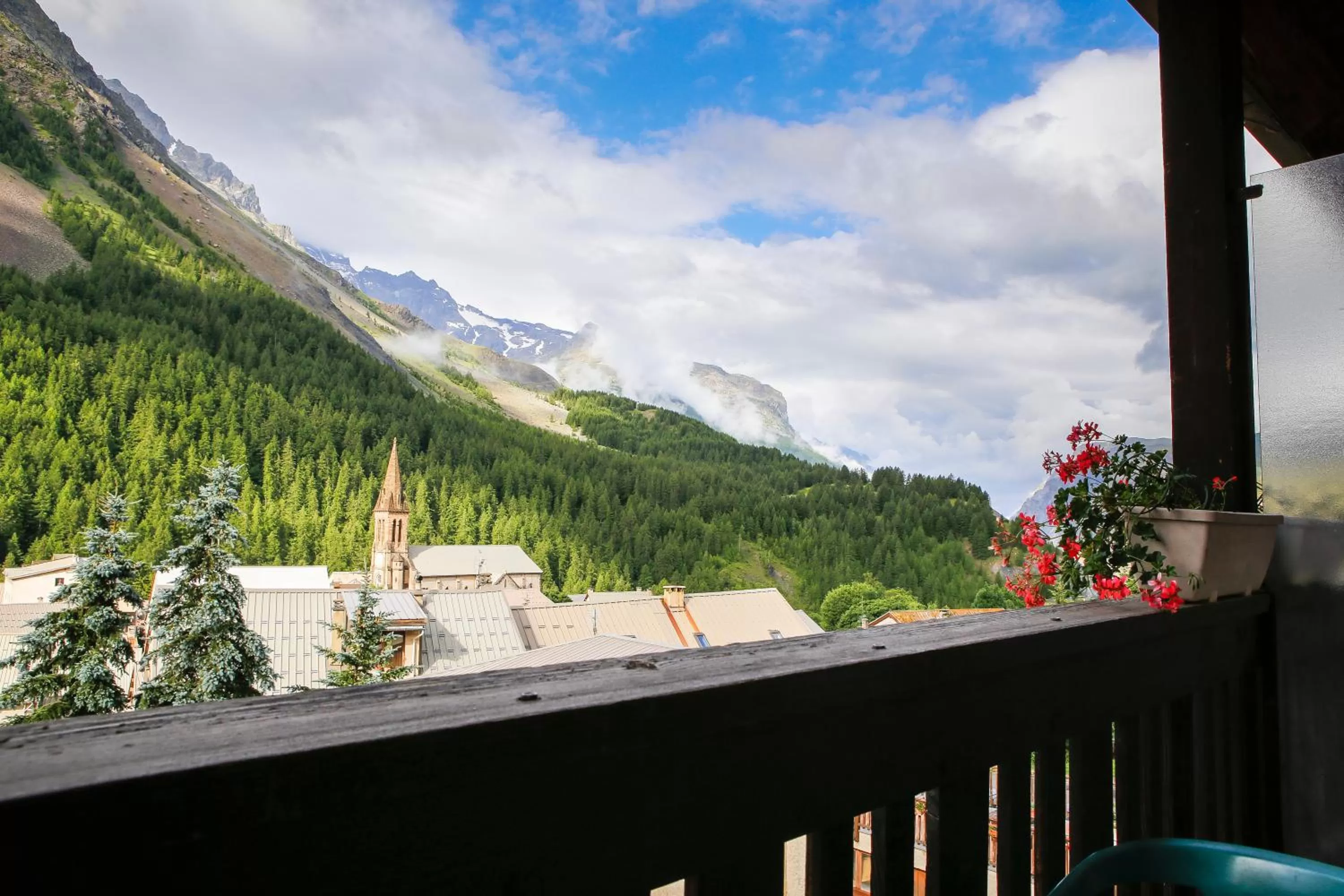Balcony/Terrace in Hotel Le Faranchin