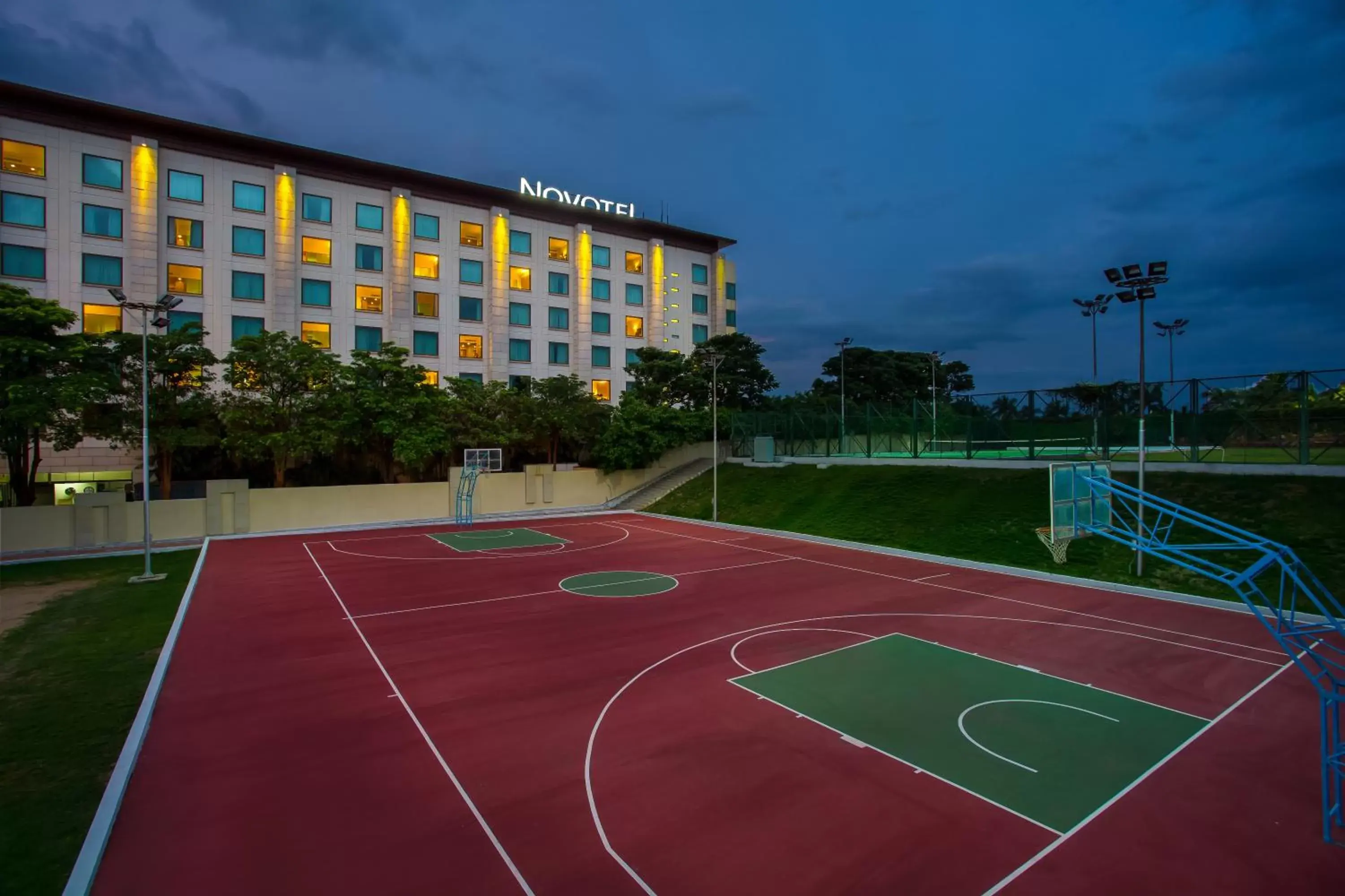 Sports, Tennis/Squash in Novotel Hyderabad Airport