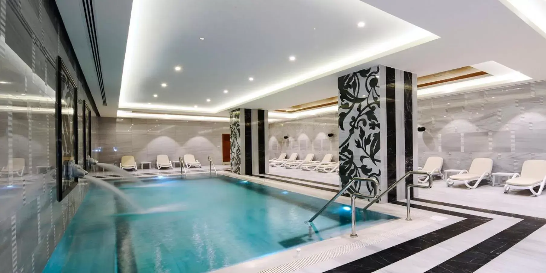 Spa and wellness centre/facilities, Swimming Pool in Crowne Plaza Bursa Convention Center & Thermal Spa, an IHG Hotel