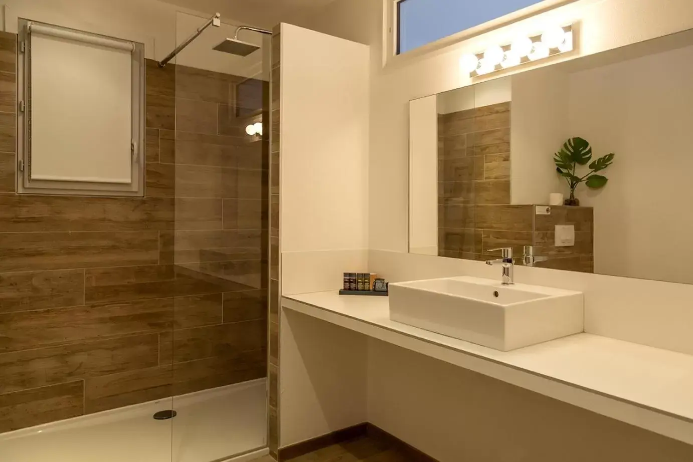 Family Room with Terrace in Le Balamina Family Room with Terrace in Le Balamina