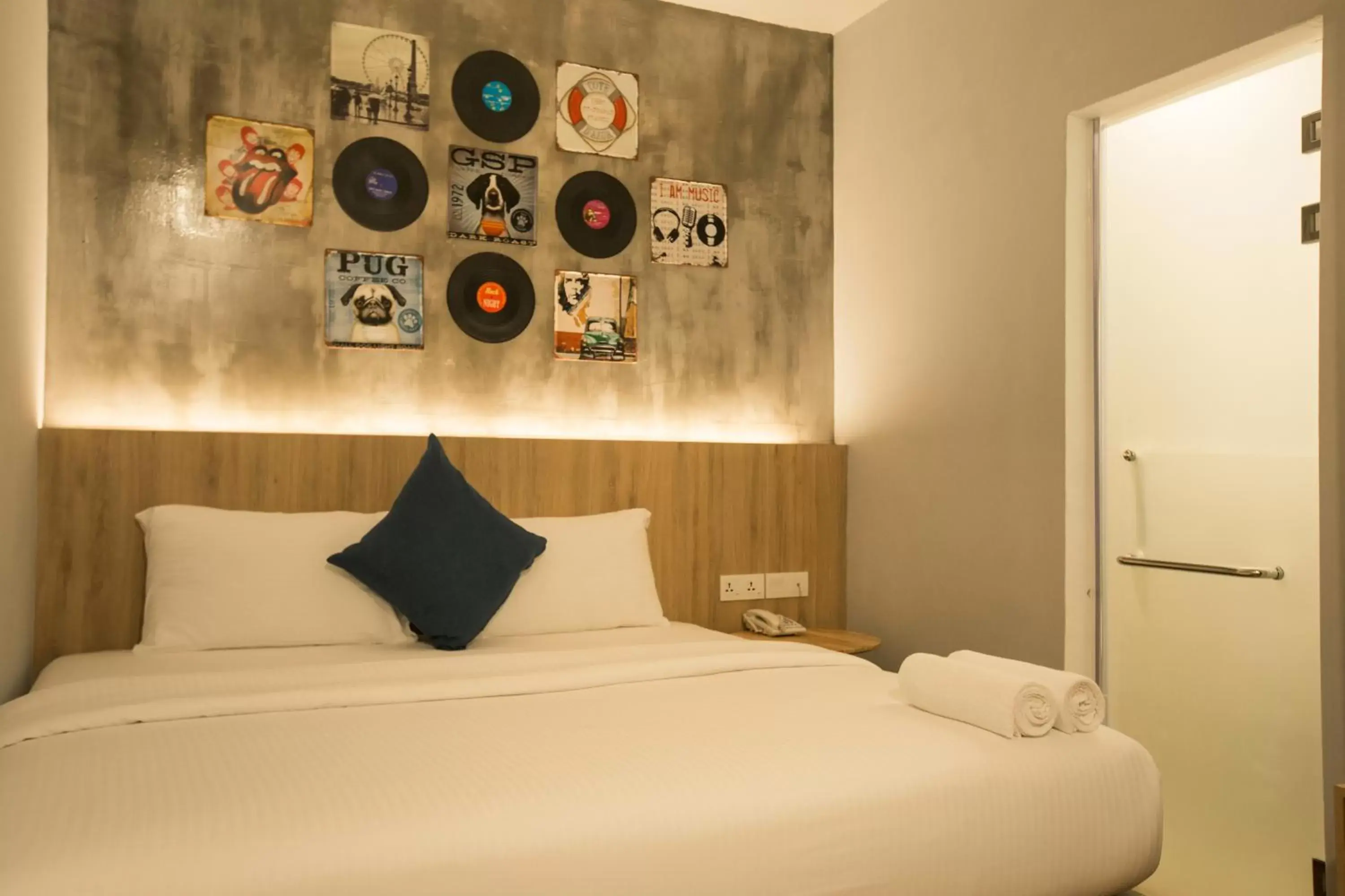 Bed in HOTEL CIQ, JALAN TRUS Bed in HOTEL CIQ, JALAN TRUS