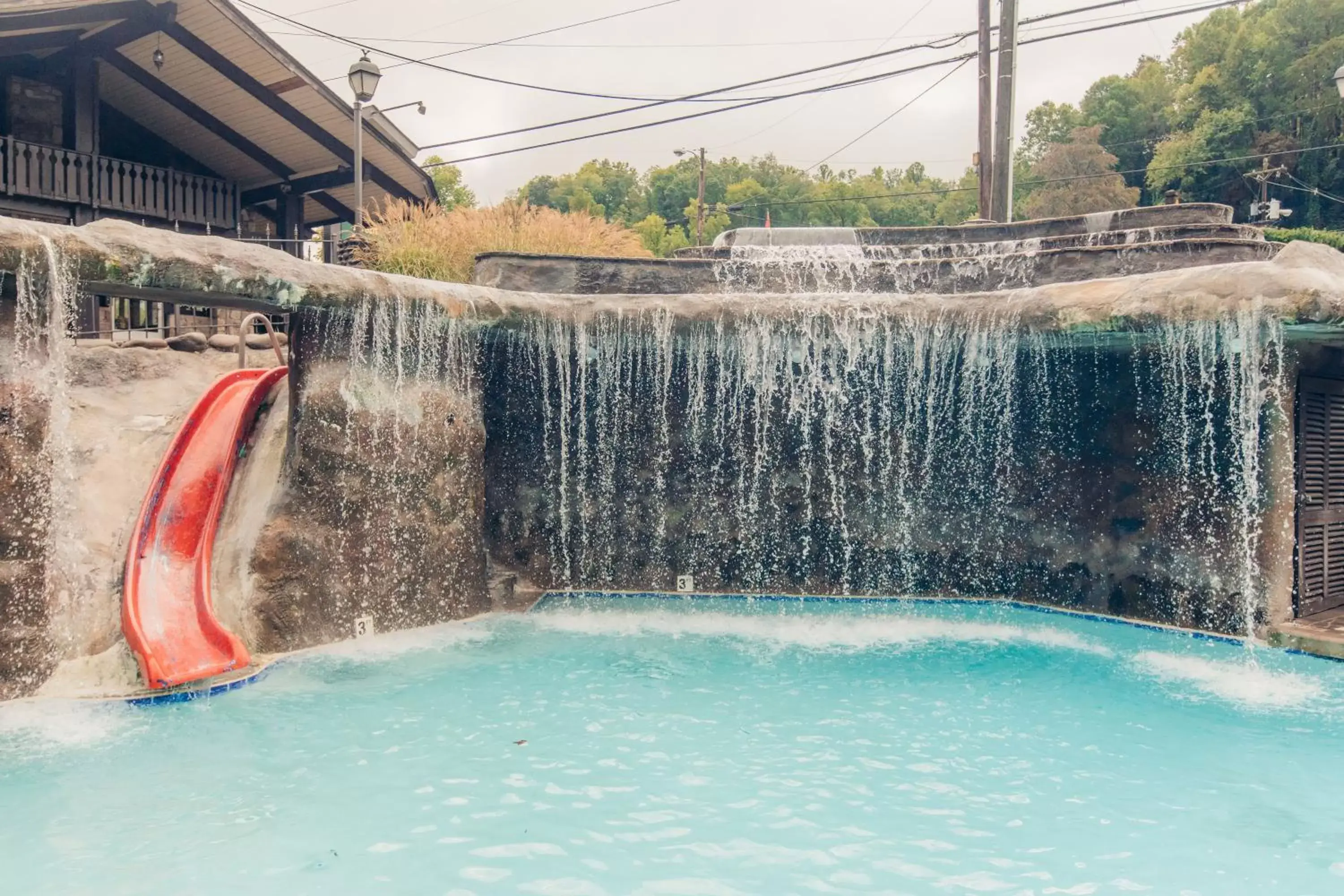 Activities, Swimming Pool in Brookside Lodge