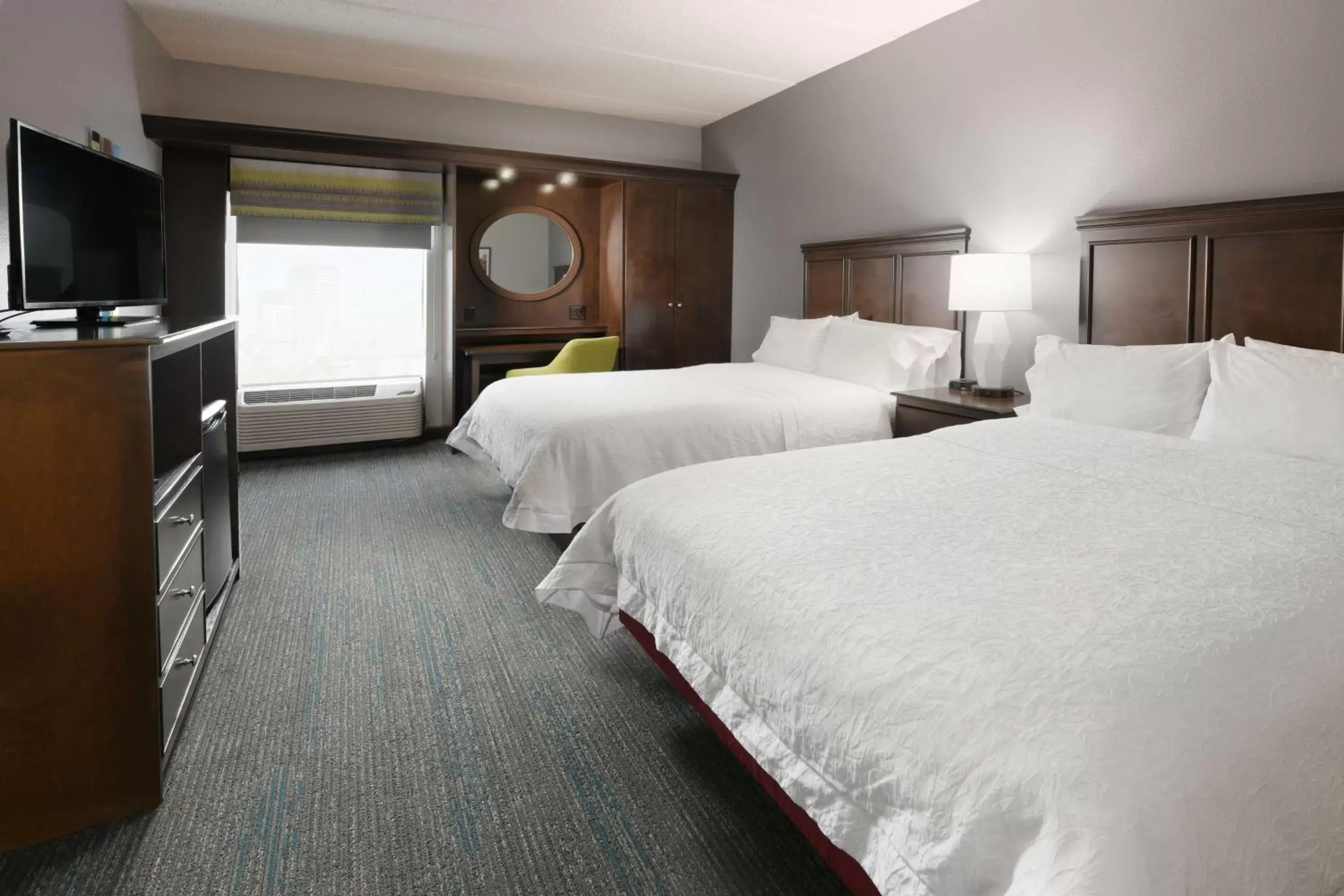 Bedroom, Bed in Hampton Inn & Suites Houston-Medical Center-NRG Park