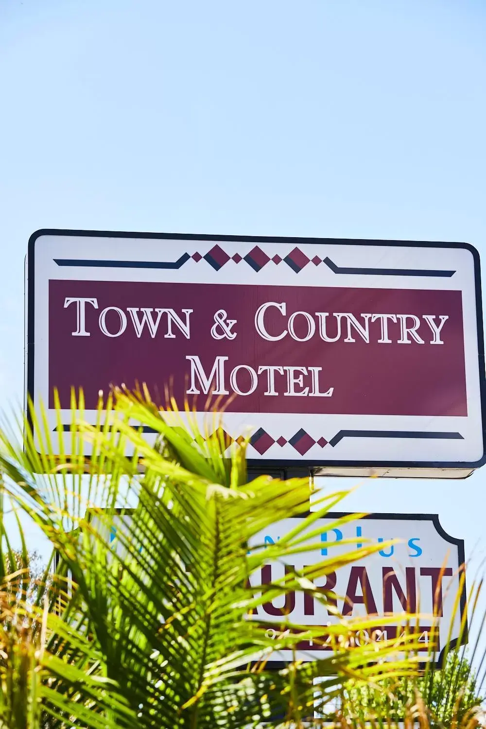 Property Logo/Sign in Town and Country Motel