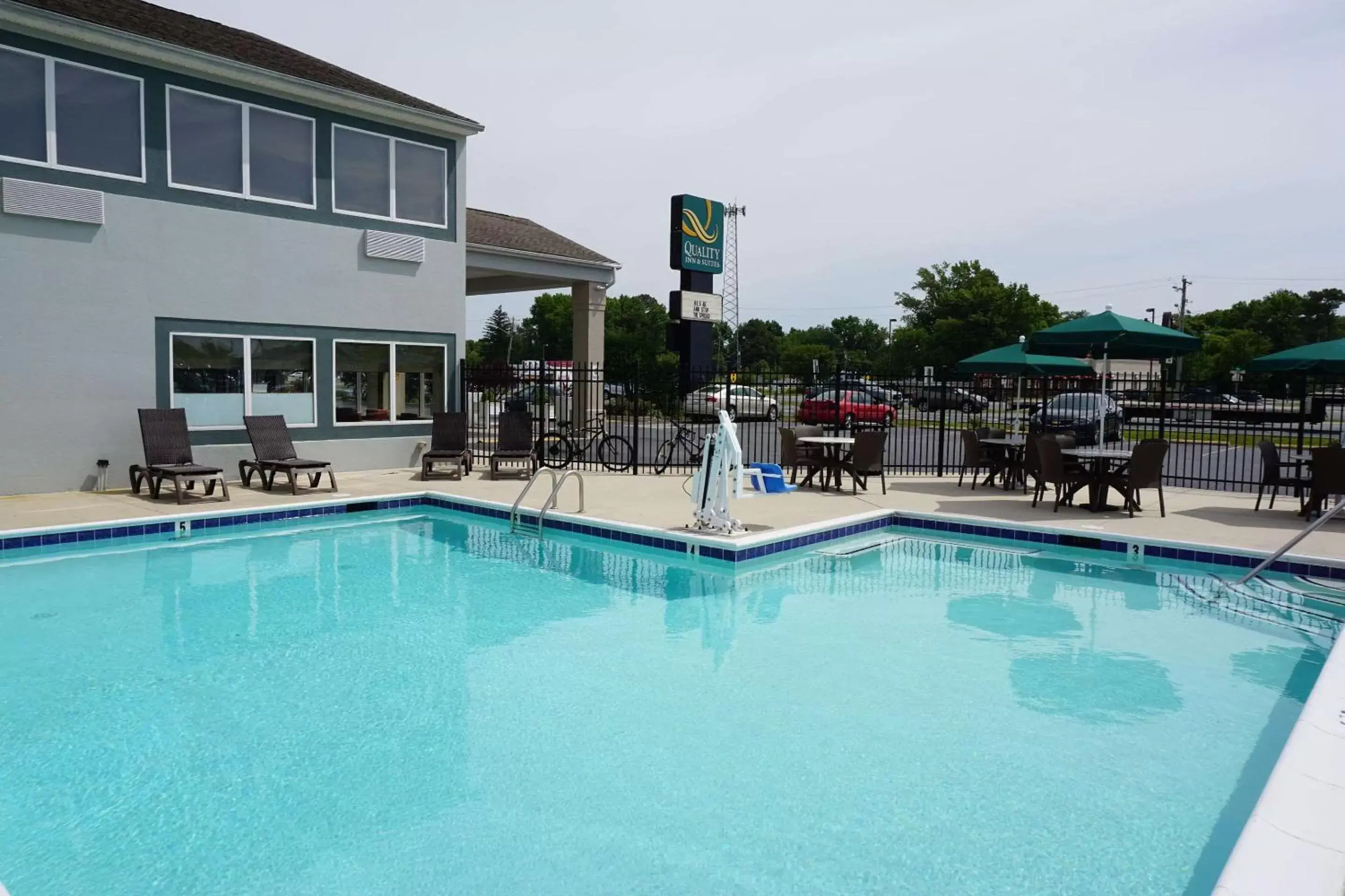 Swimming Pool in Quality Inn & Suites Georgetown - Seaford