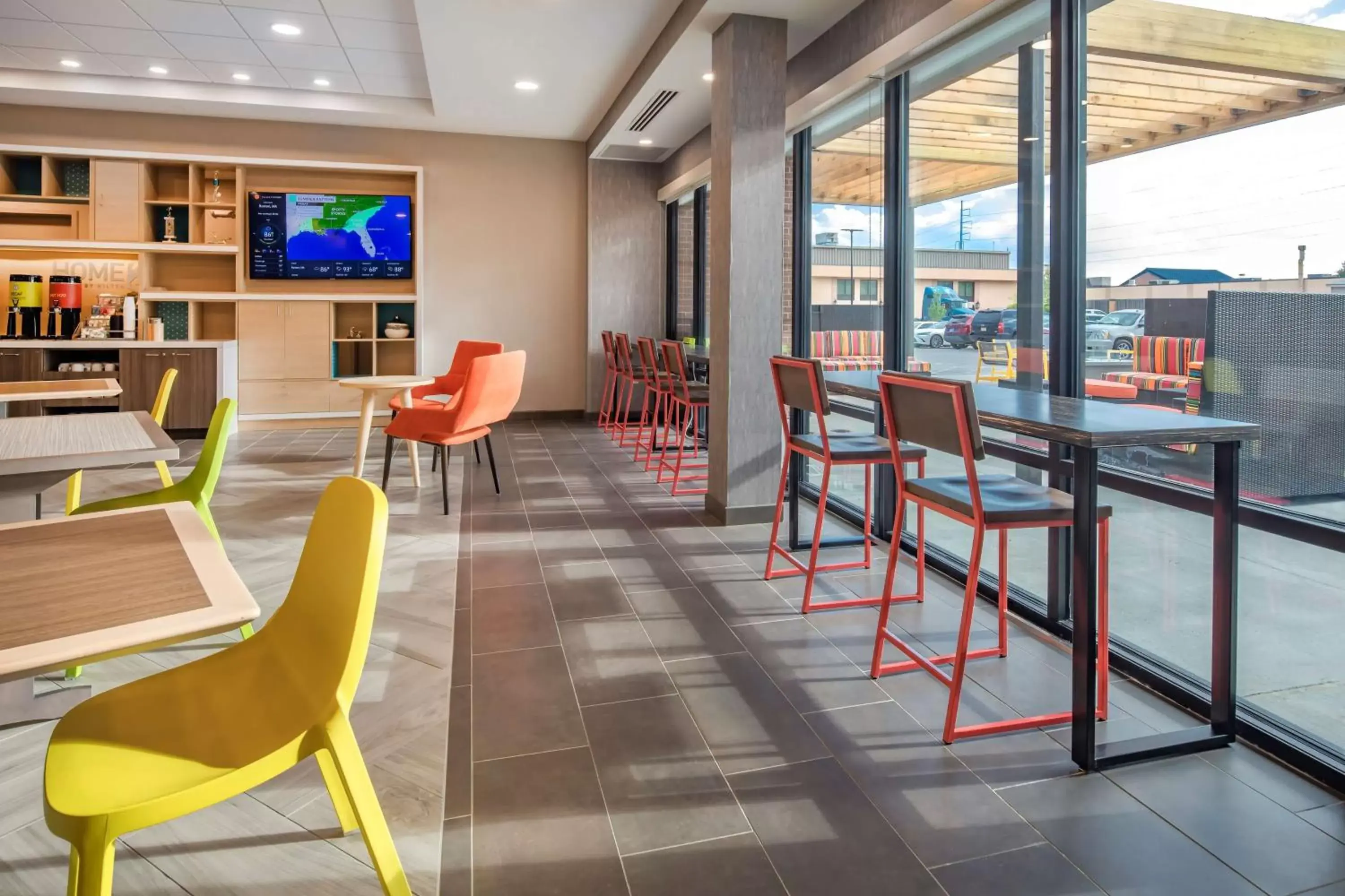 Lobby or reception, Lounge/Bar in Home2 Suites by Hilton Omaha I-80 at 72nd Street, NE