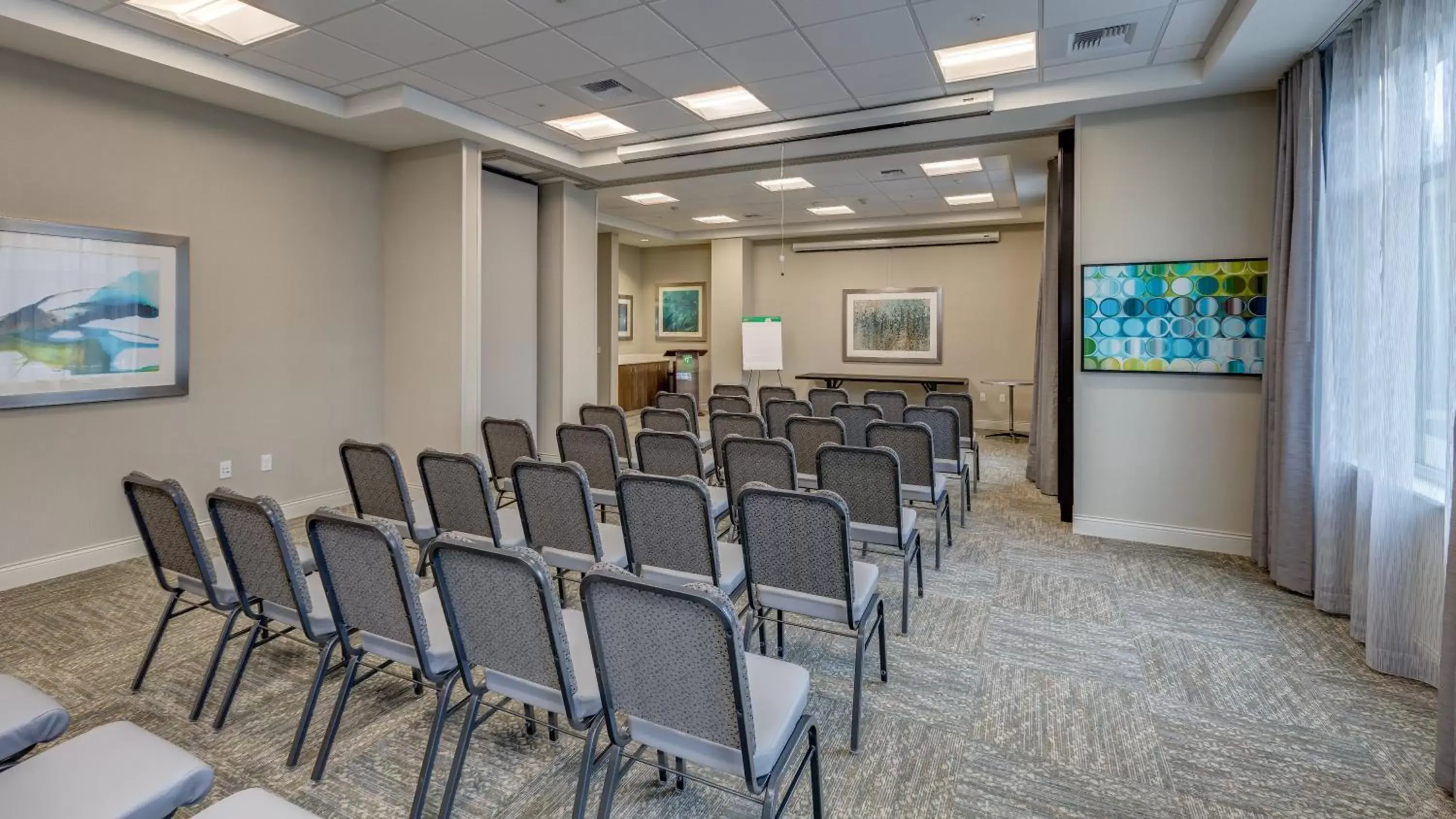 Meeting/conference room in Holiday Inn Bellingham, an IHG Hotel