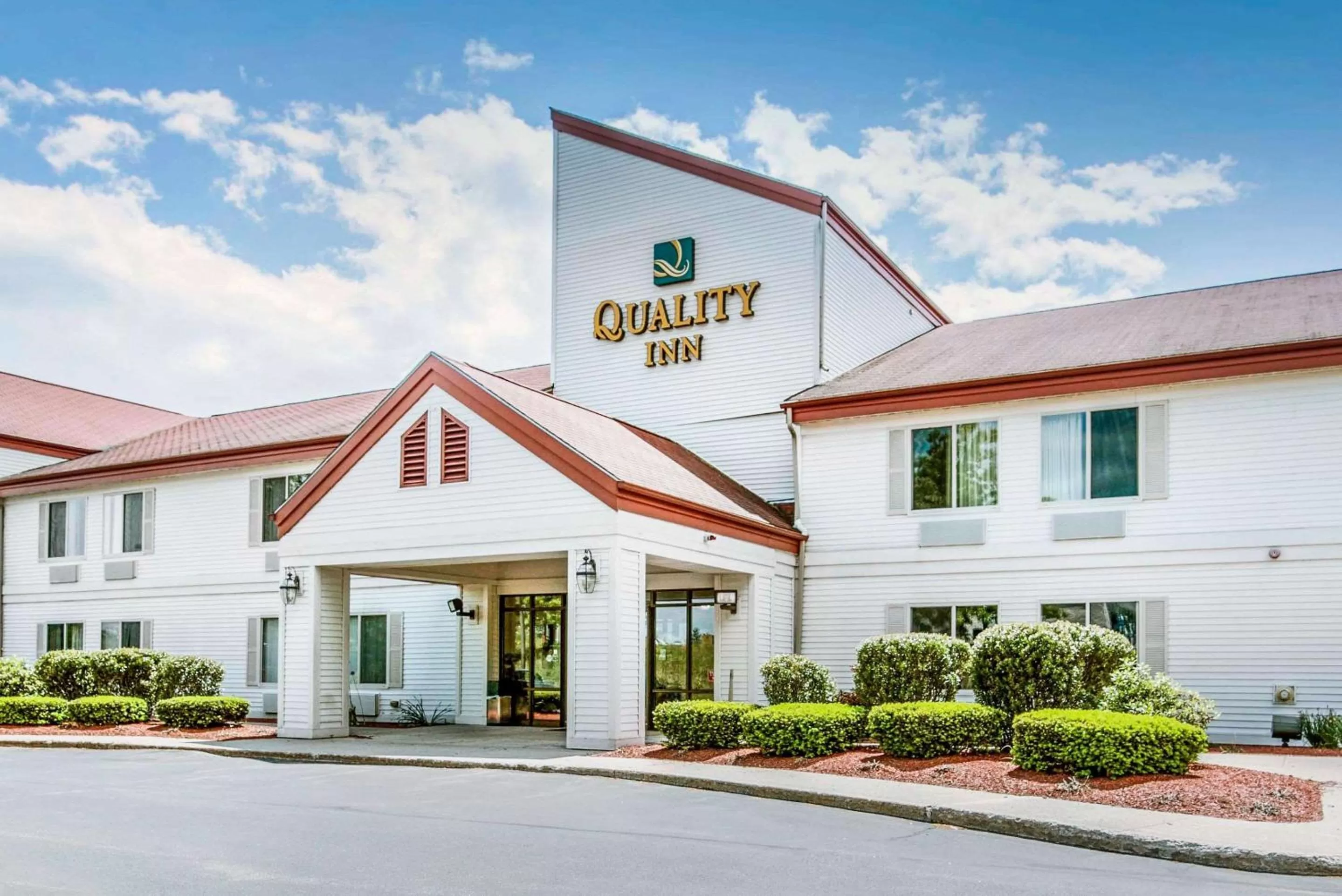 Property building in Quality Inn Loudon-Concord