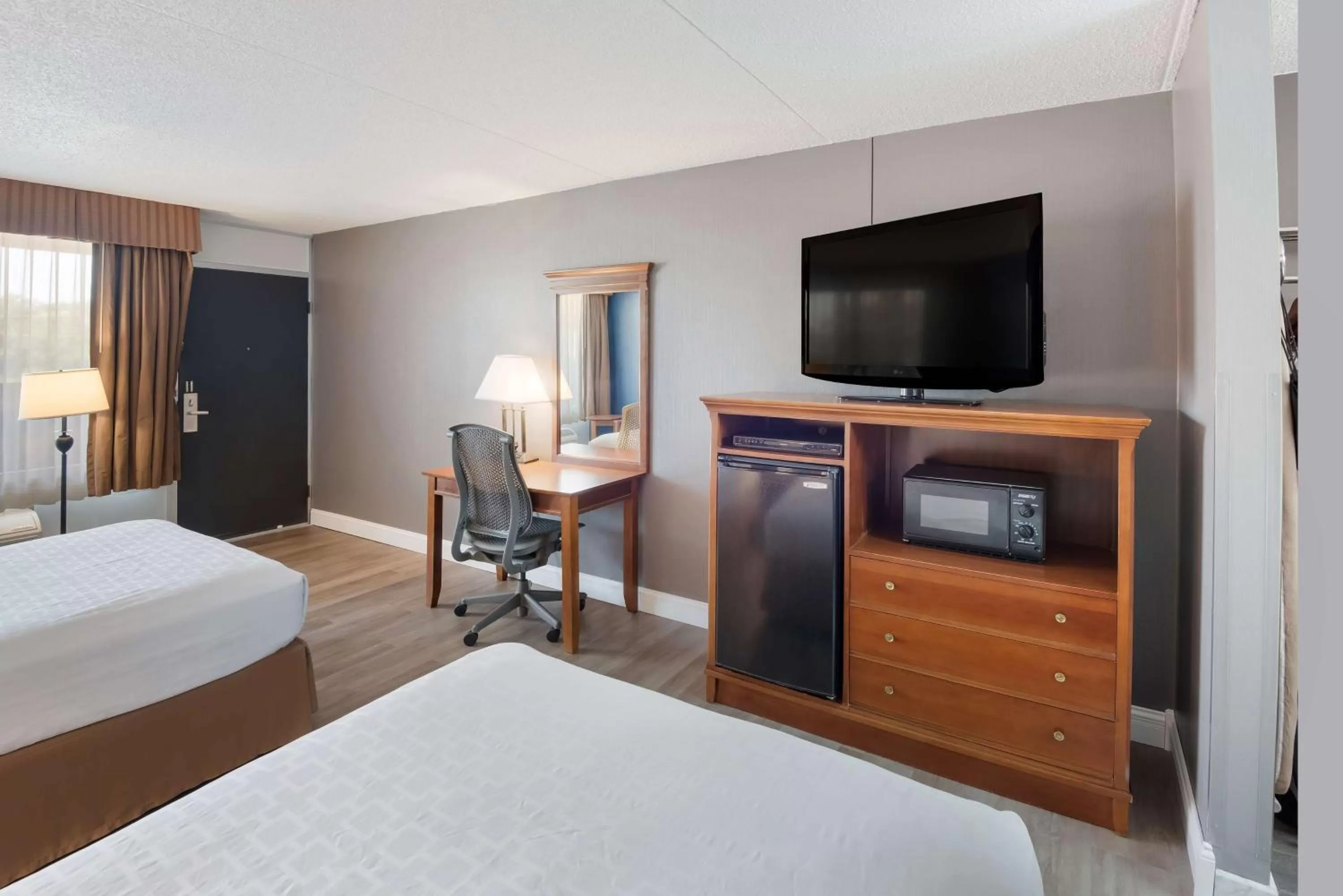 Bedroom, Bed in Best Western Inn