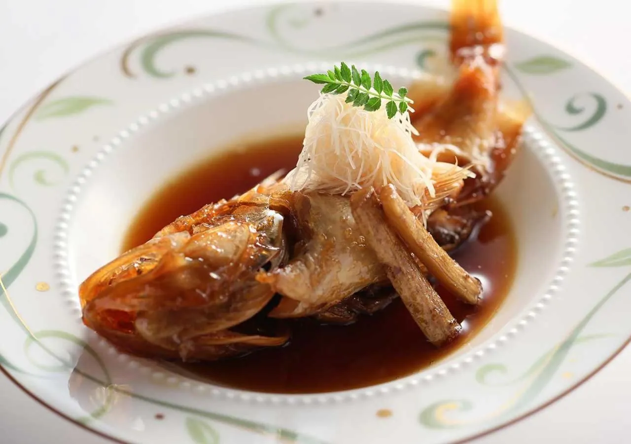 Food close-up in Aura Tachibana