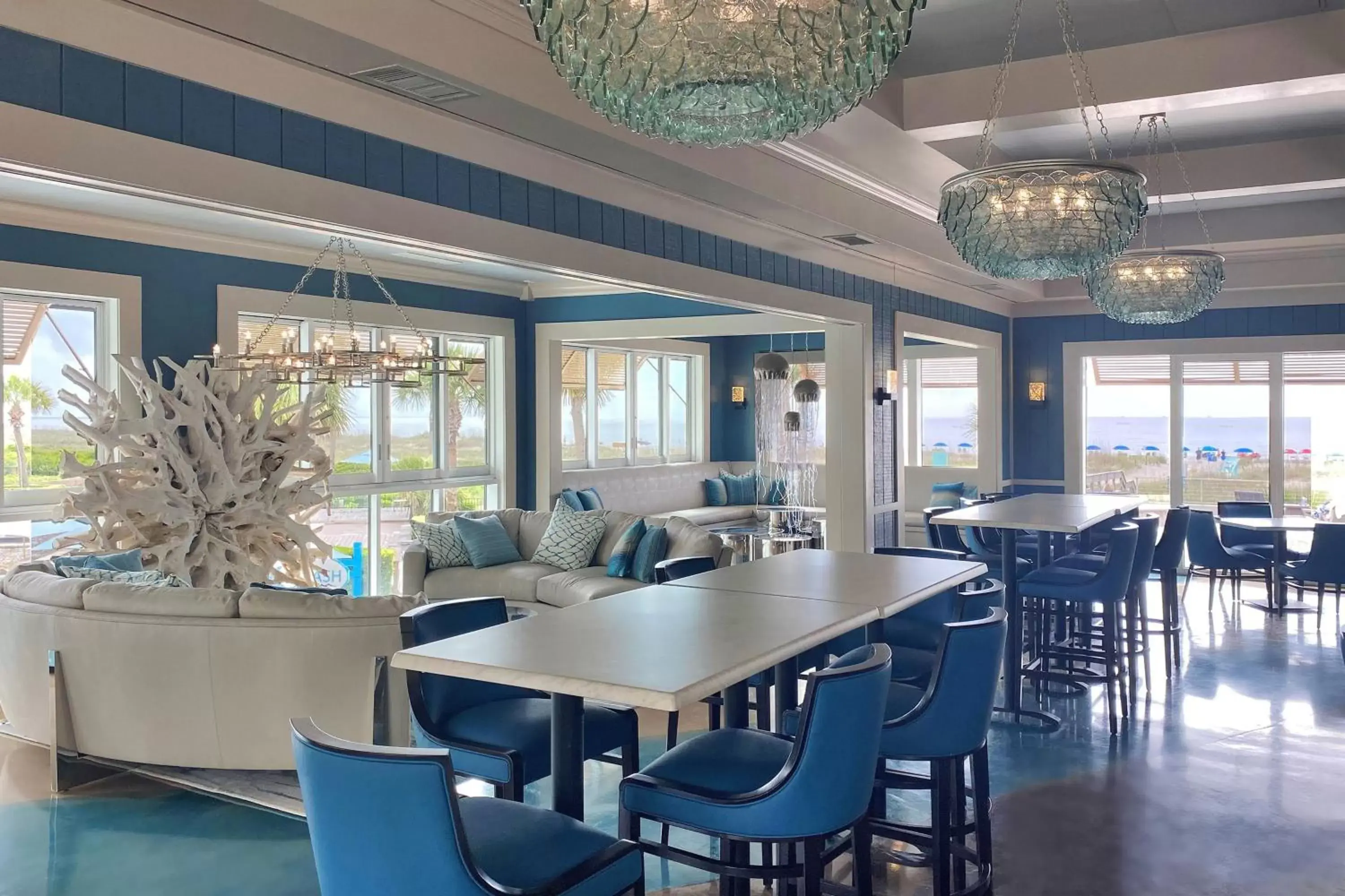 Lounge or bar, Restaurant/Places to Eat in The Westin Hilton Head Island Resort & Spa