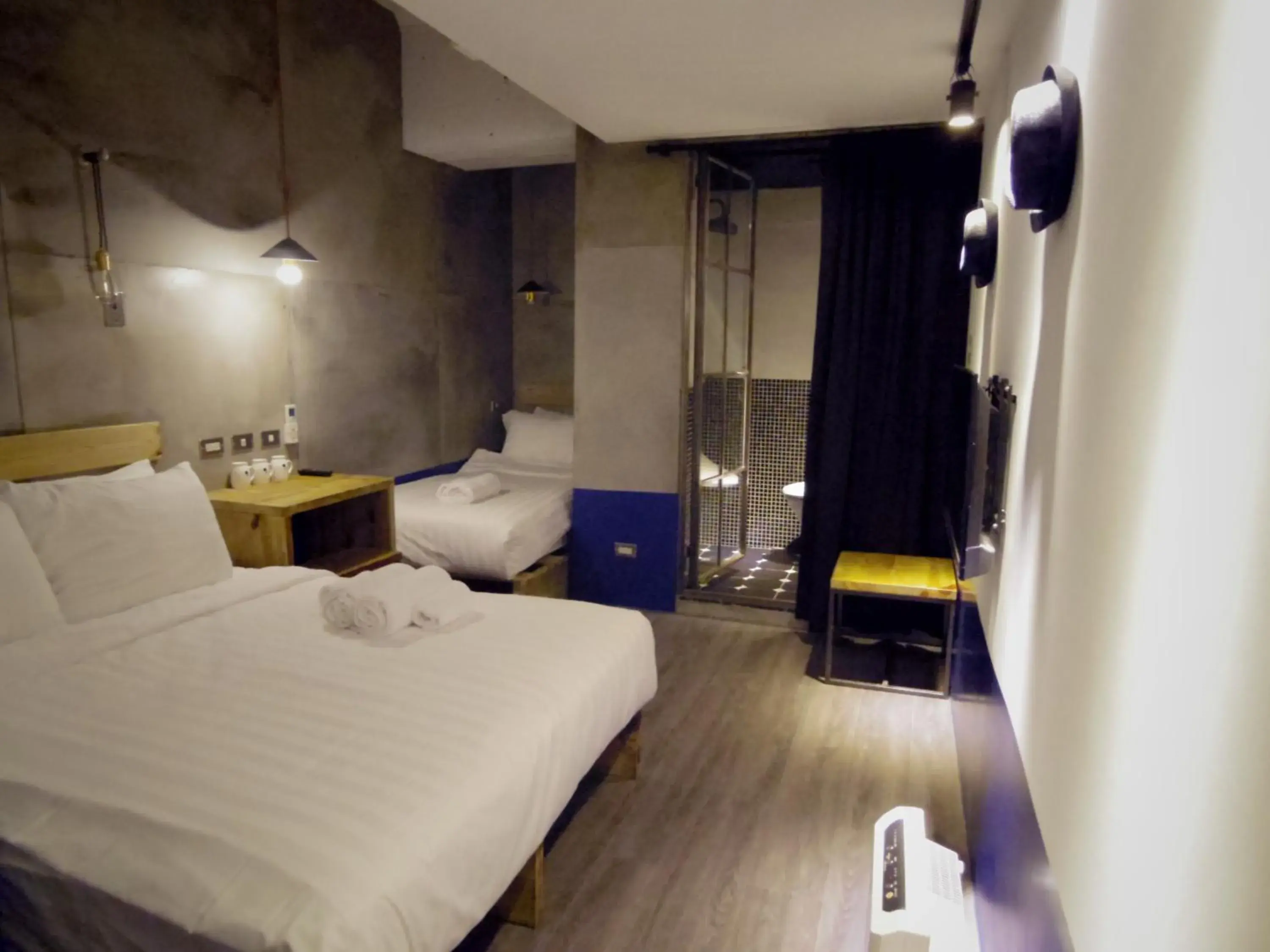 Photo of the whole room, Bed in Just Inn Taipei