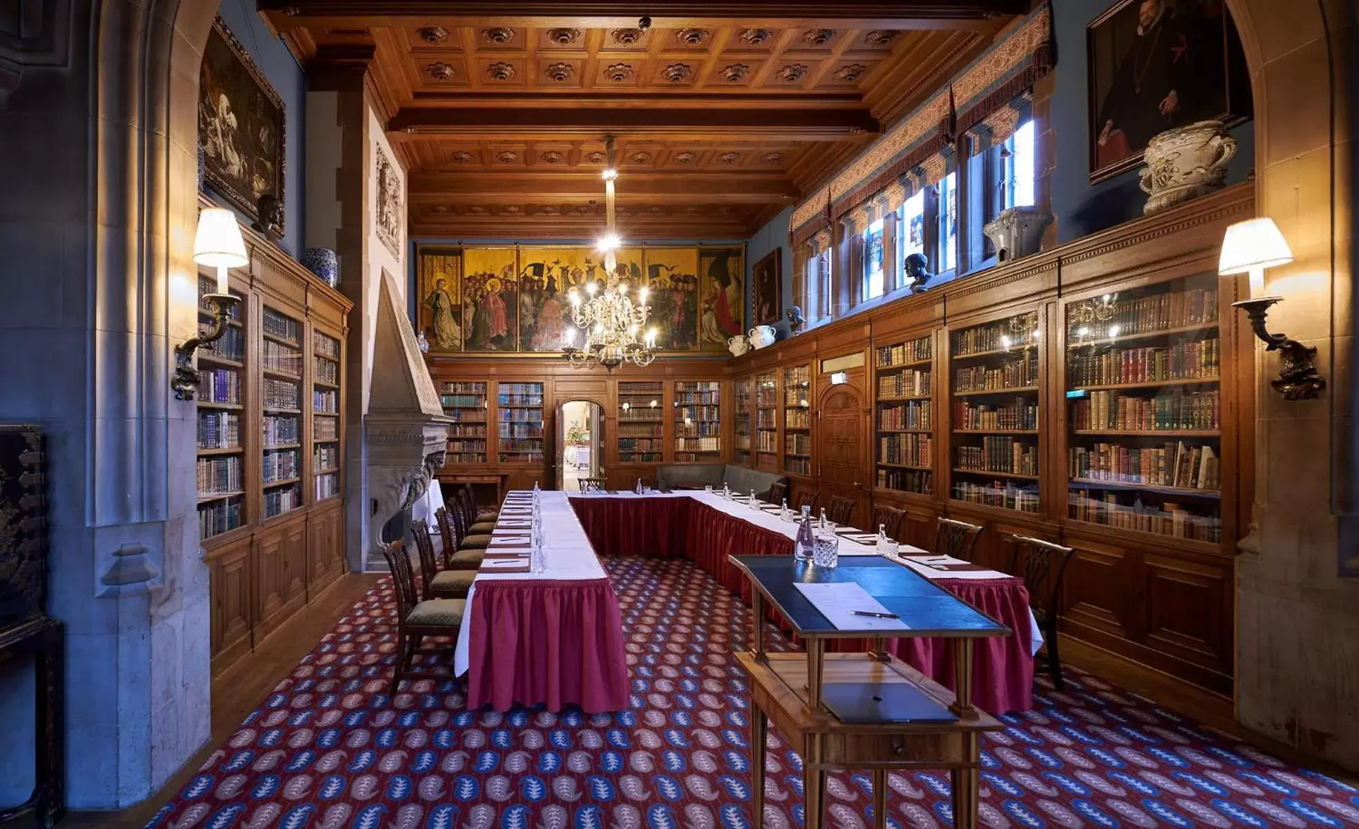 Library, Restaurant/Places to Eat in Schlosshotel Kronberg - Hotel Frankfurt