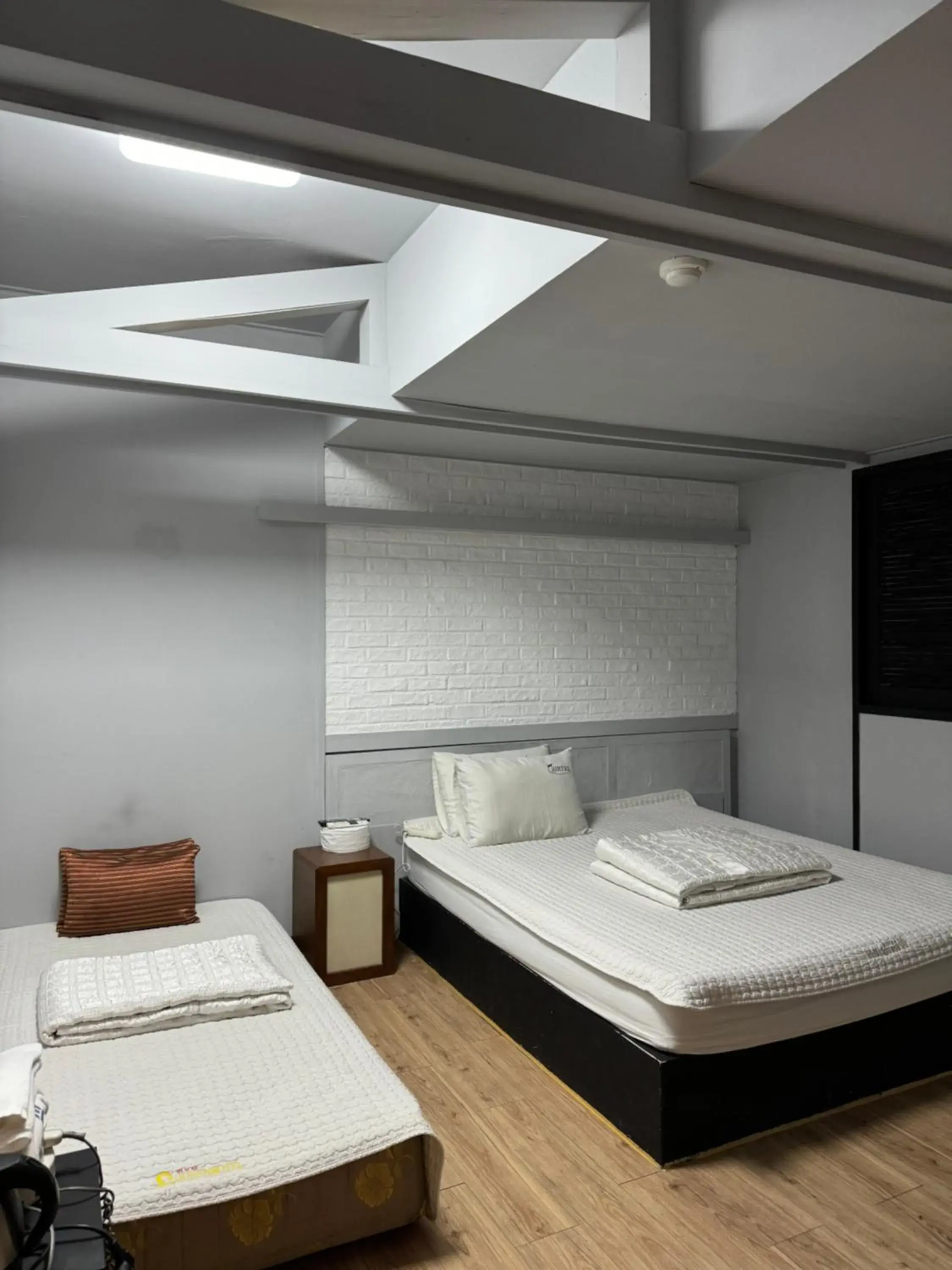 Bed in Airtel Busan