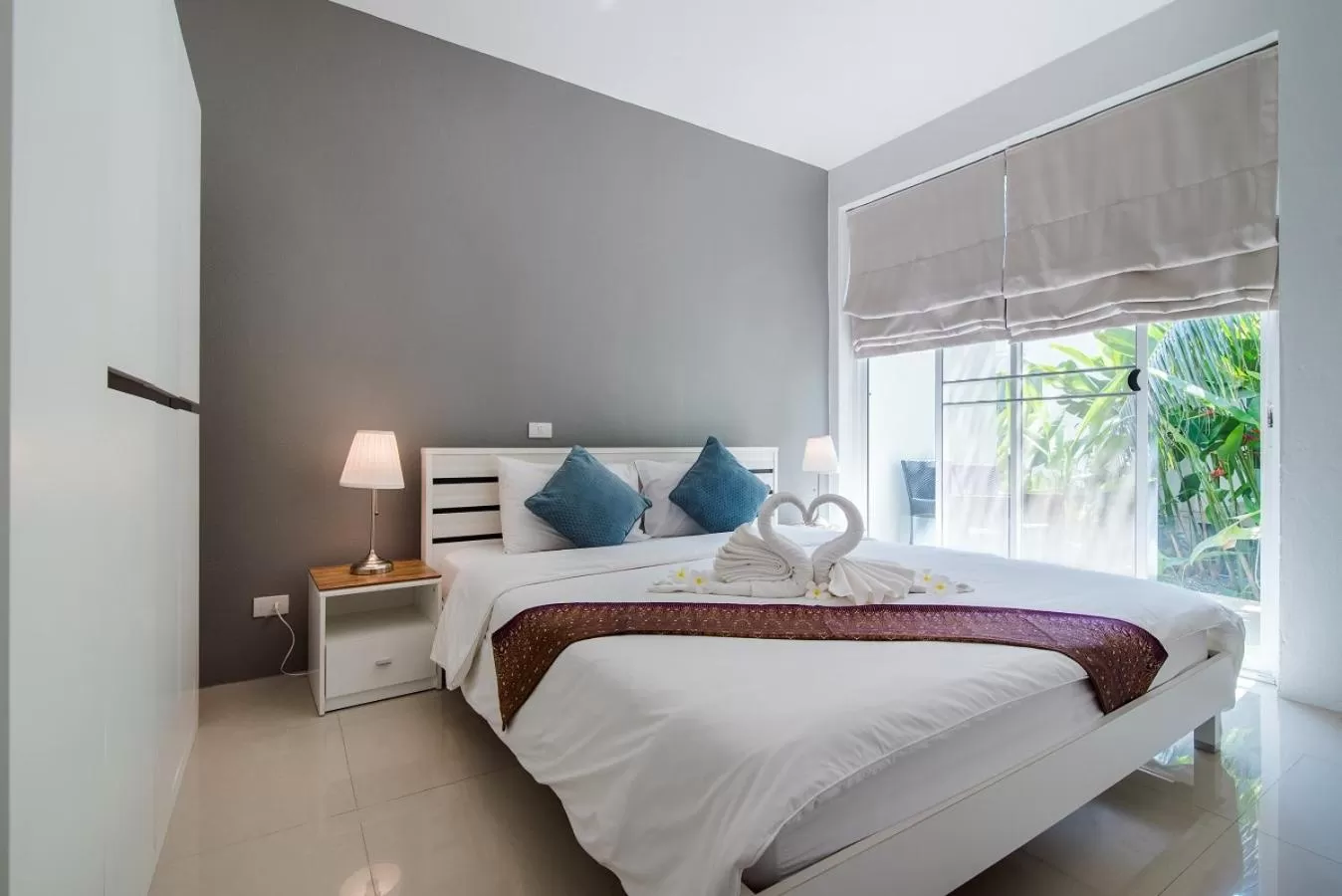 Bed in The Beach Village Resort