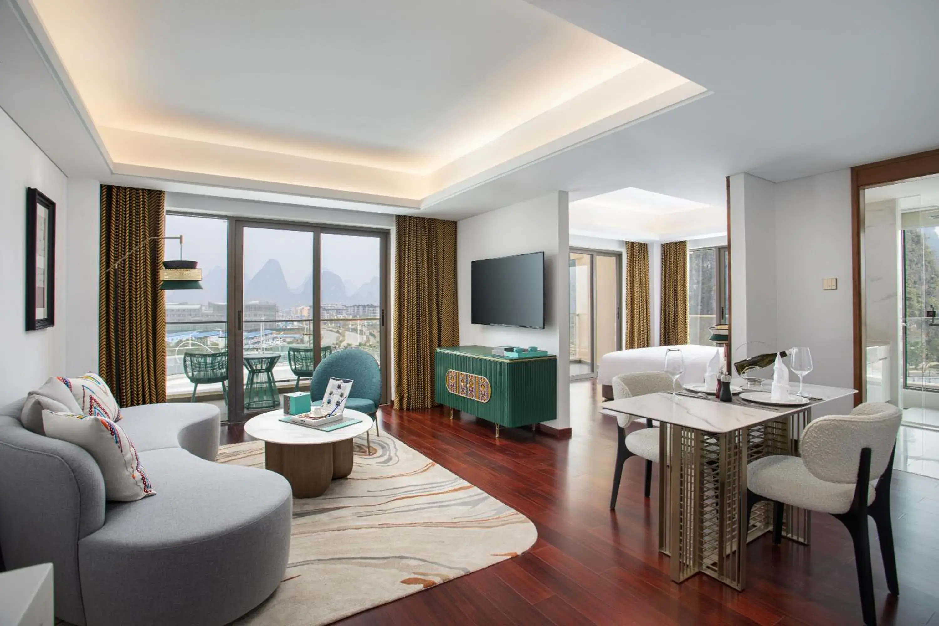 1 King Bed, Lake View Suite, Non-Smoking in Wingate By Wyndham Yangshuo 1 King Bed, Lake View Suite, Non-Smoking in Wingate By Wyndham Yangshuo