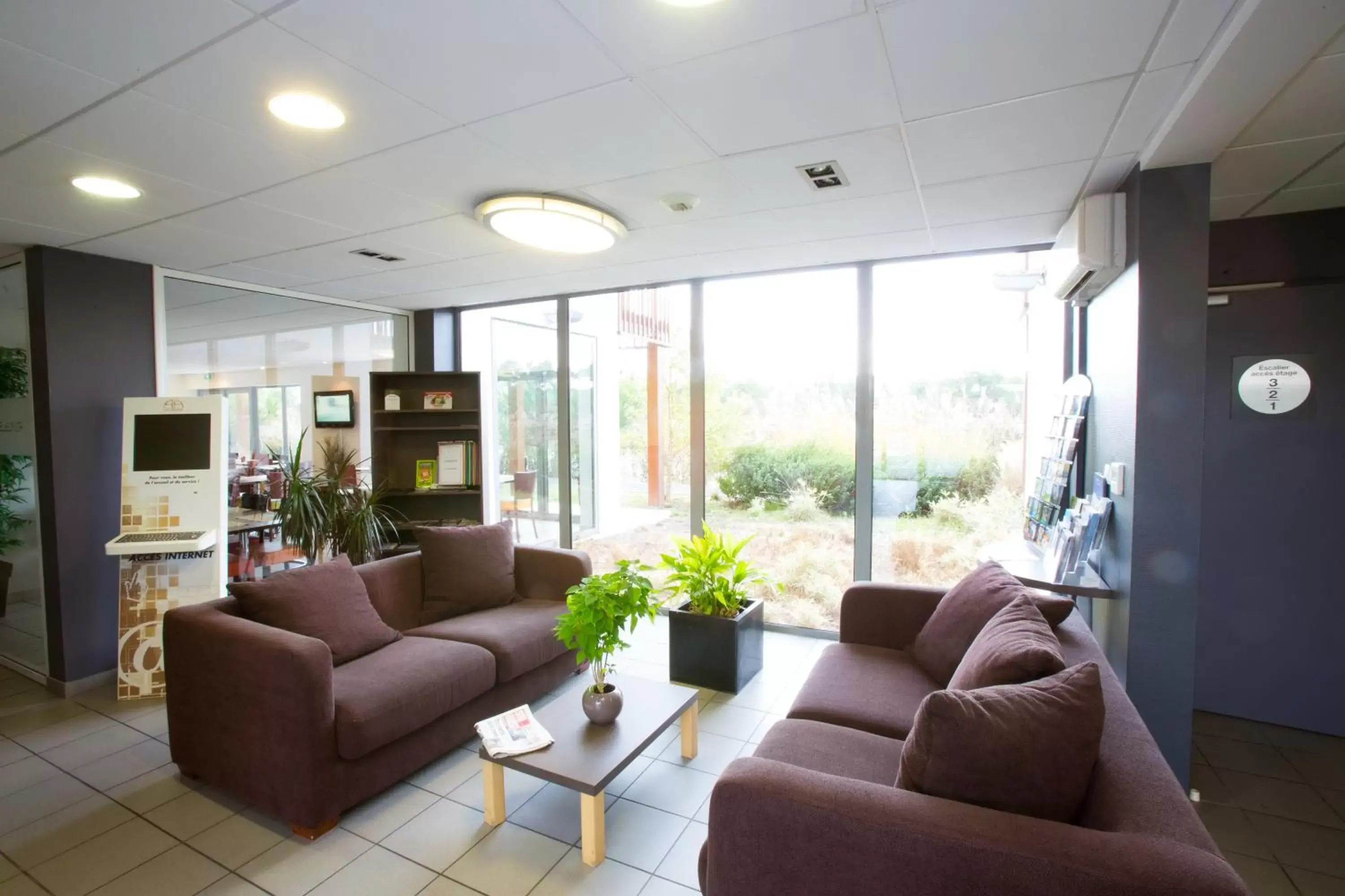 Lobby or reception, Seating Area in All Suites La Teste – Bassin d’Arcachon