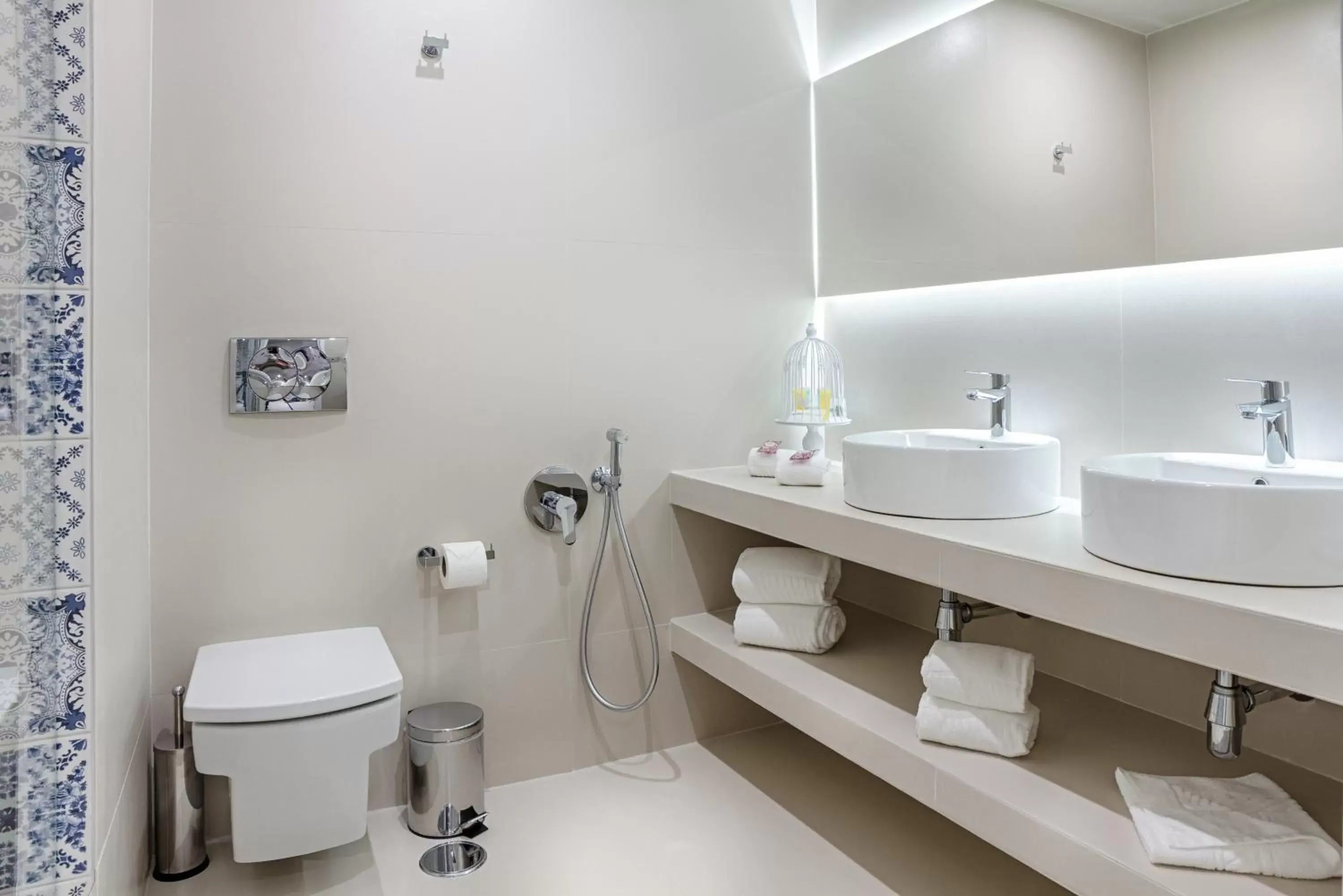 Toilet, Bathroom in Hotel Cristal Porto