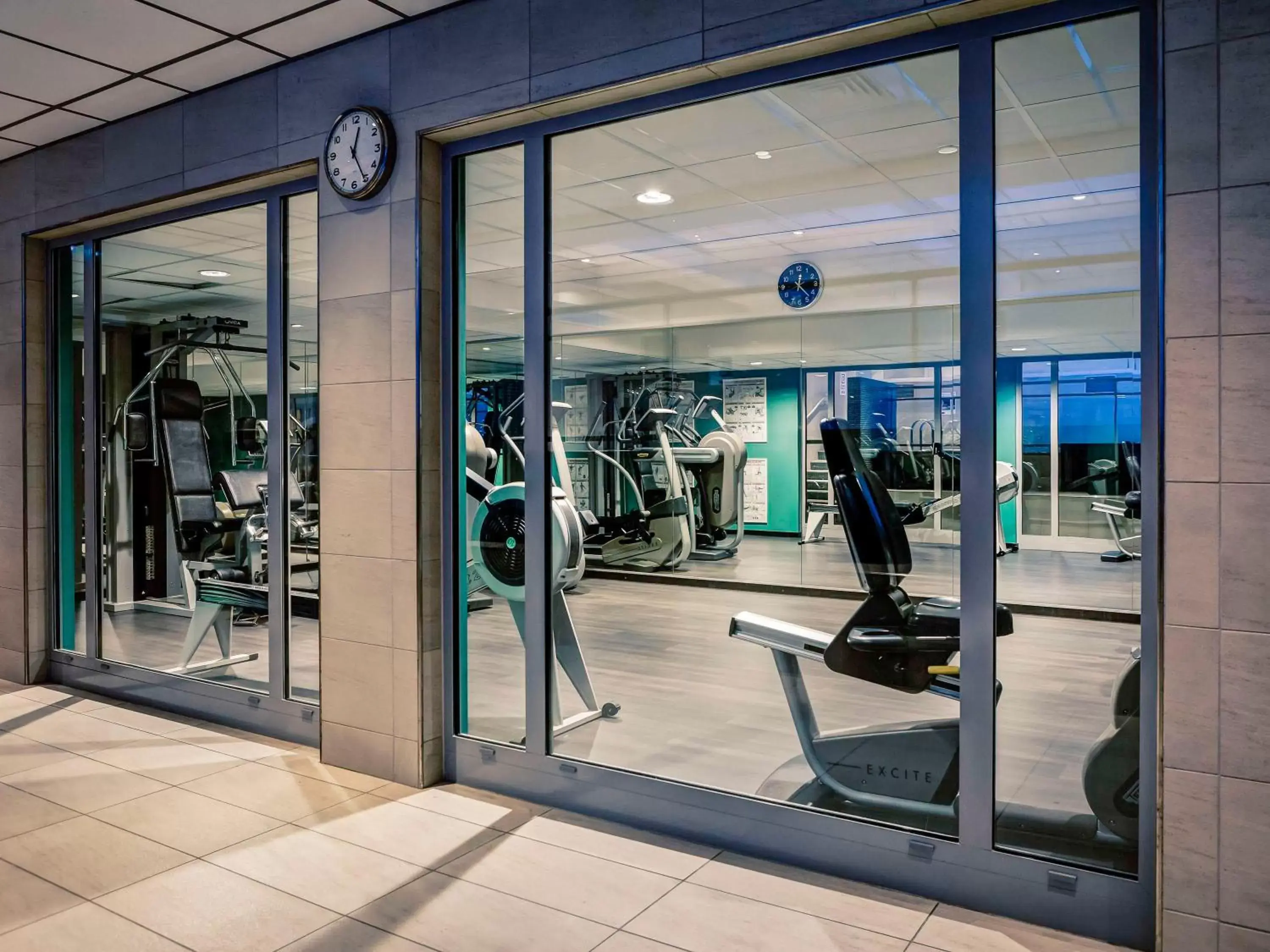 Sports, Fitness Center/Facilities in Mercure Lyon Centre Saxe Lafayette