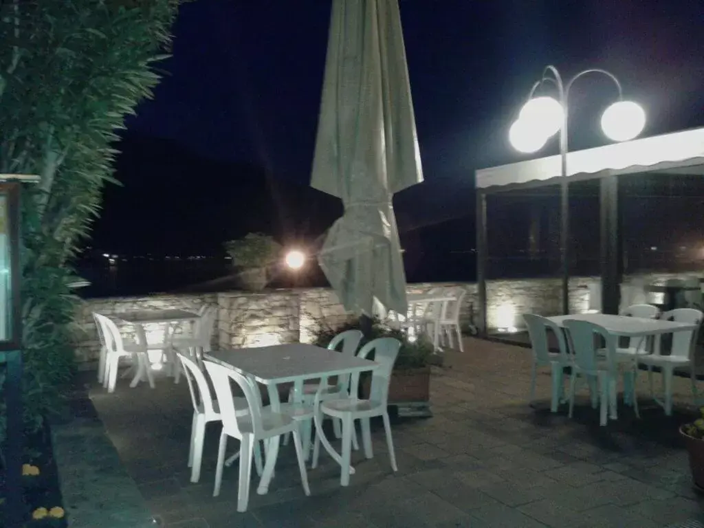 Balcony/Terrace, Restaurant/Places to Eat in Locanda del Lago Rosmunda