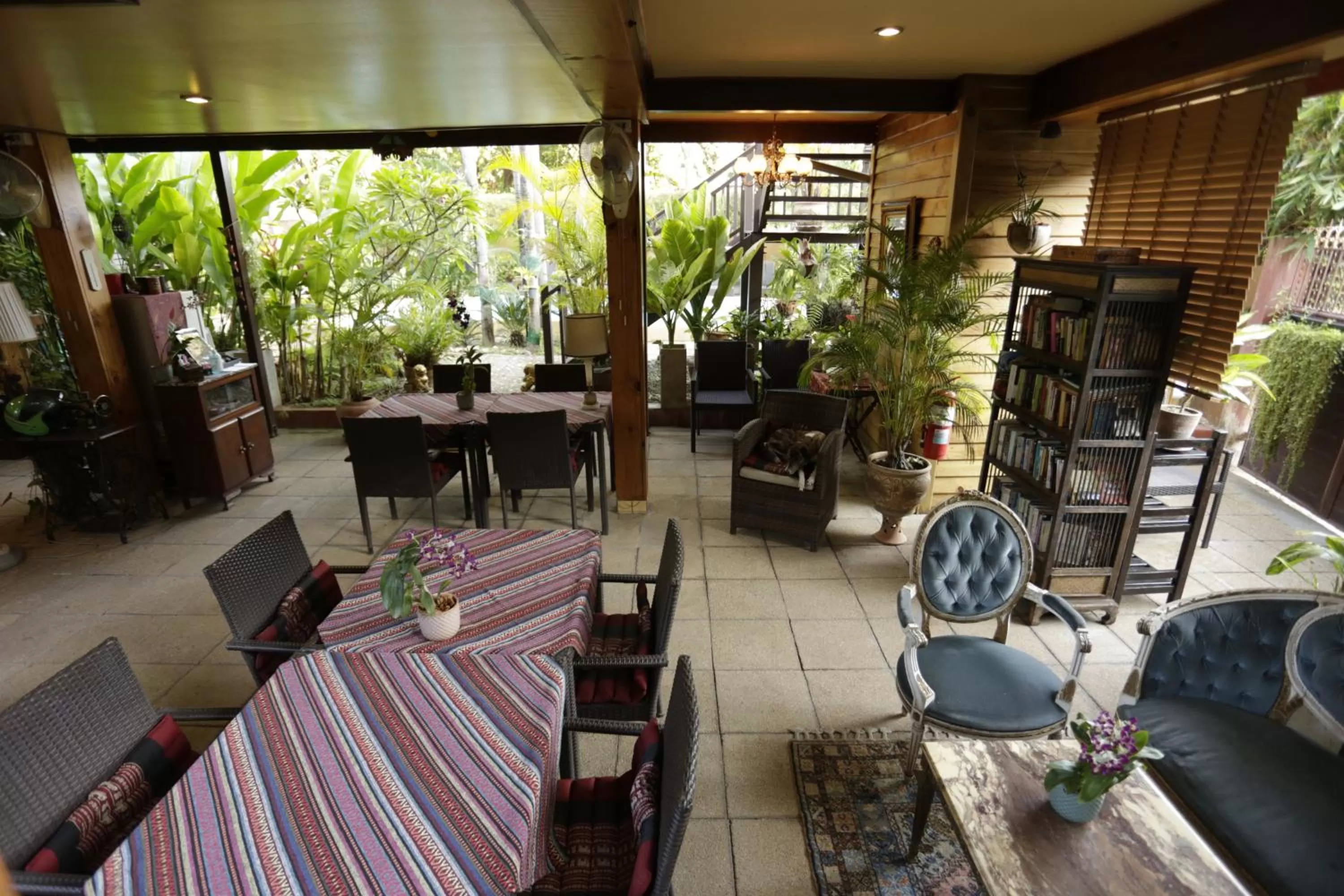 Restaurant/places to eat in Liam's Guesthouse Adults Only